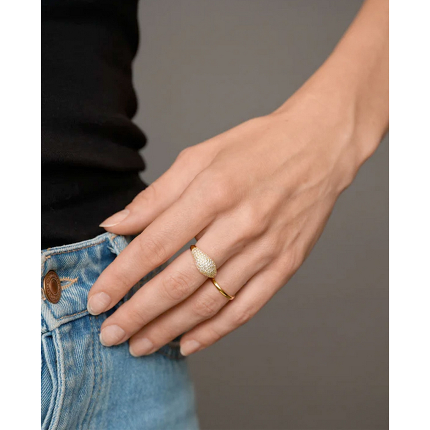 Philippa Studios Dome Pave Ring vergoldet