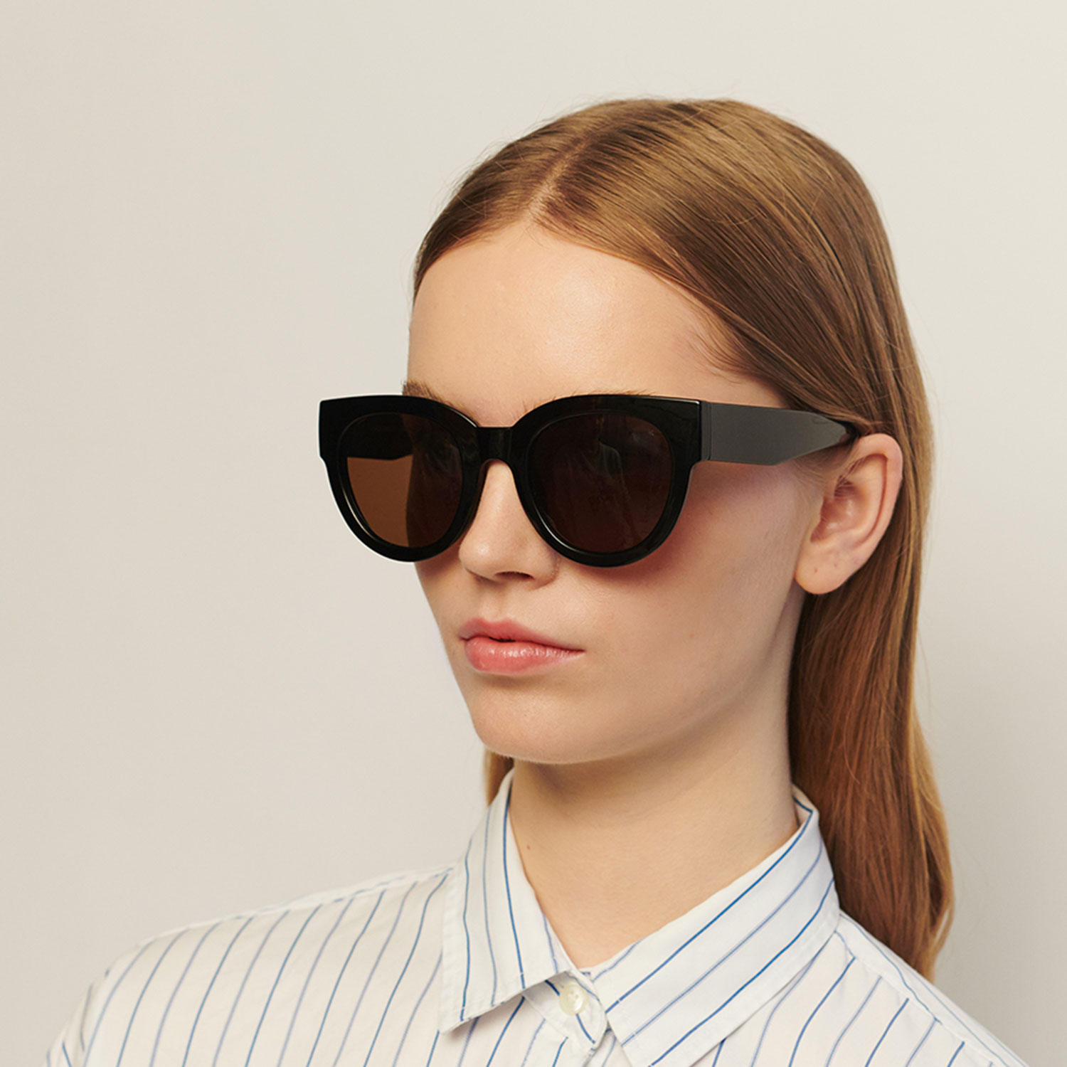 A.Kjaerbede Lilly Sonnenbrille Black