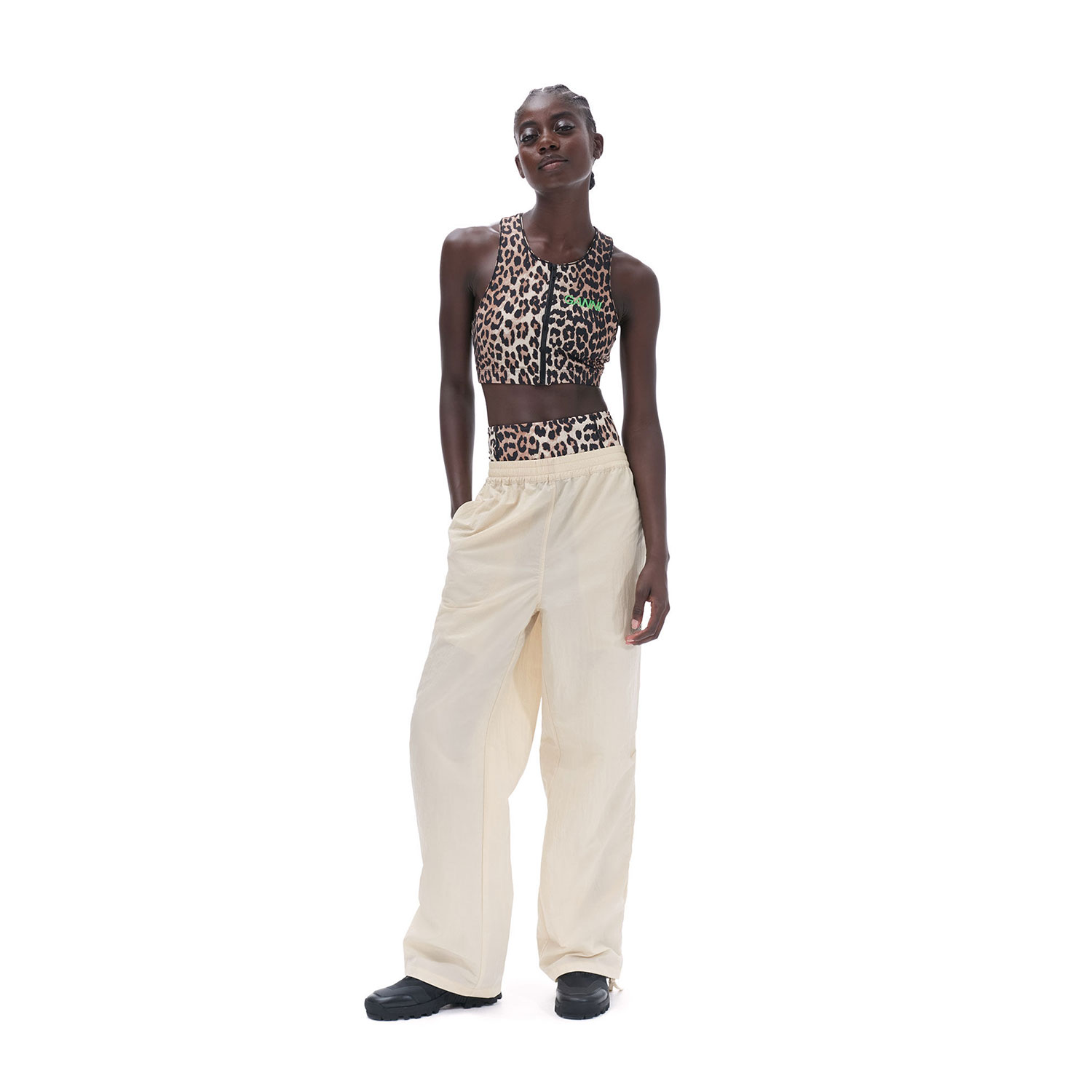 Ganni Active Ganni Top Leopard Model vorne