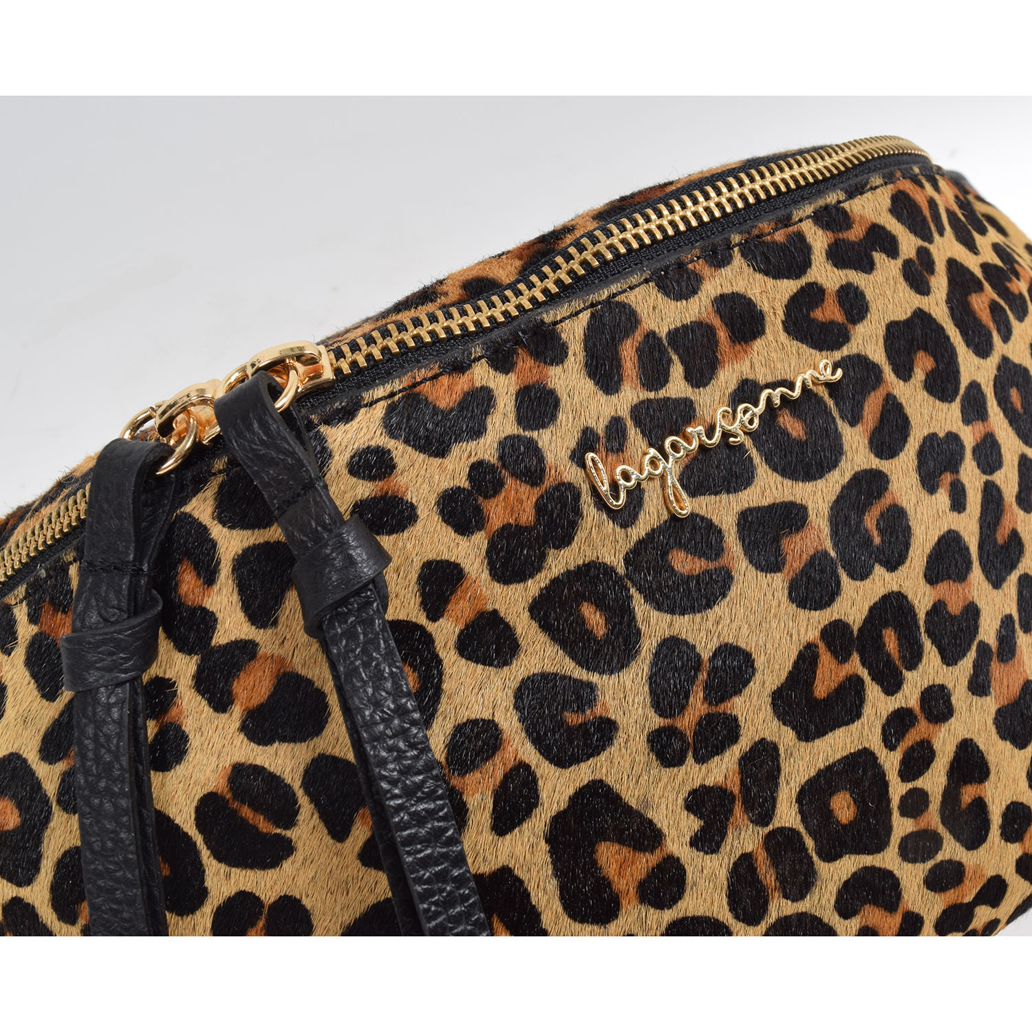 La Garçonne Accessoires Alma Deluxe Grande Bauchtasche auf Fake Fur und Leder mit Leopardenmuster von La Garçonne Accessoire Detail