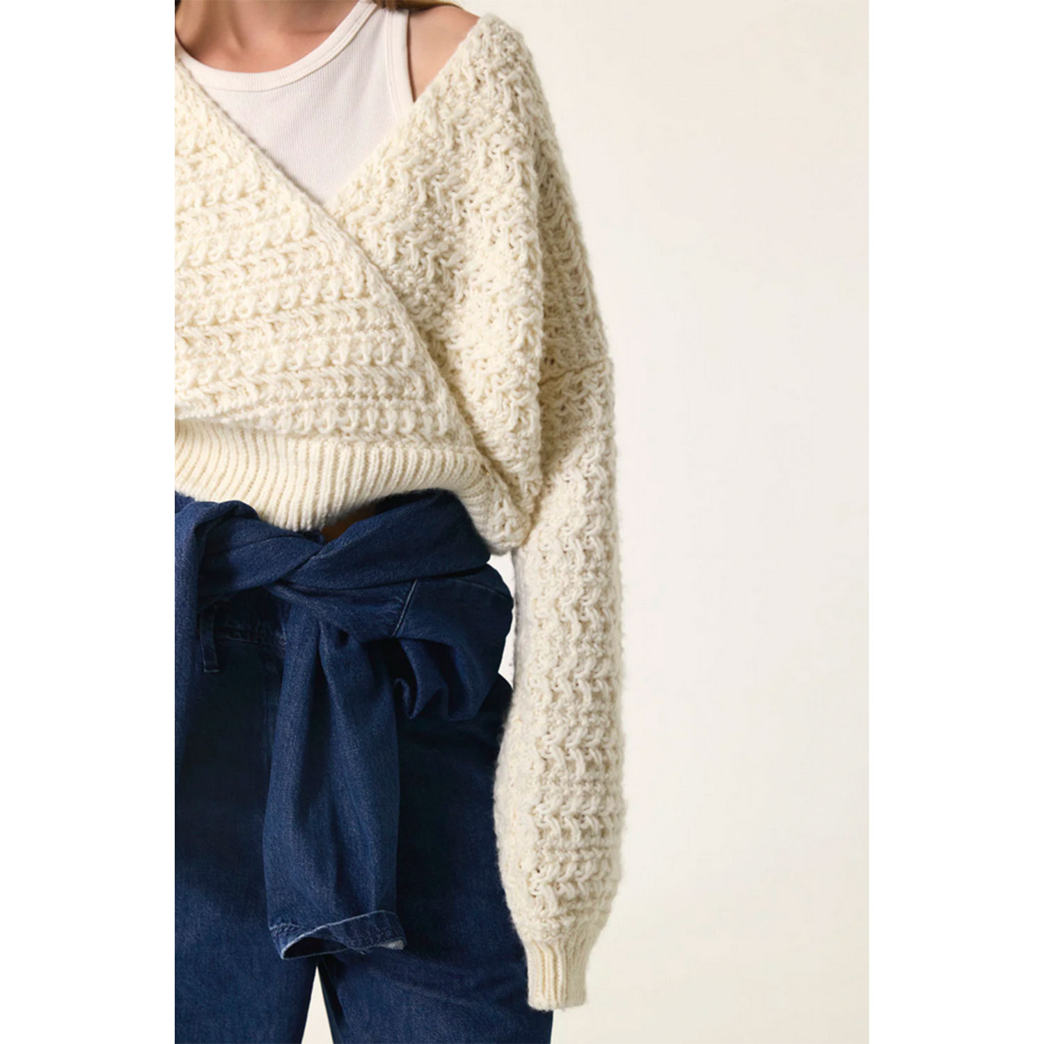 Des Petits Hauts Astro Des Petits Hauts Strickpullover Ecru Model detail