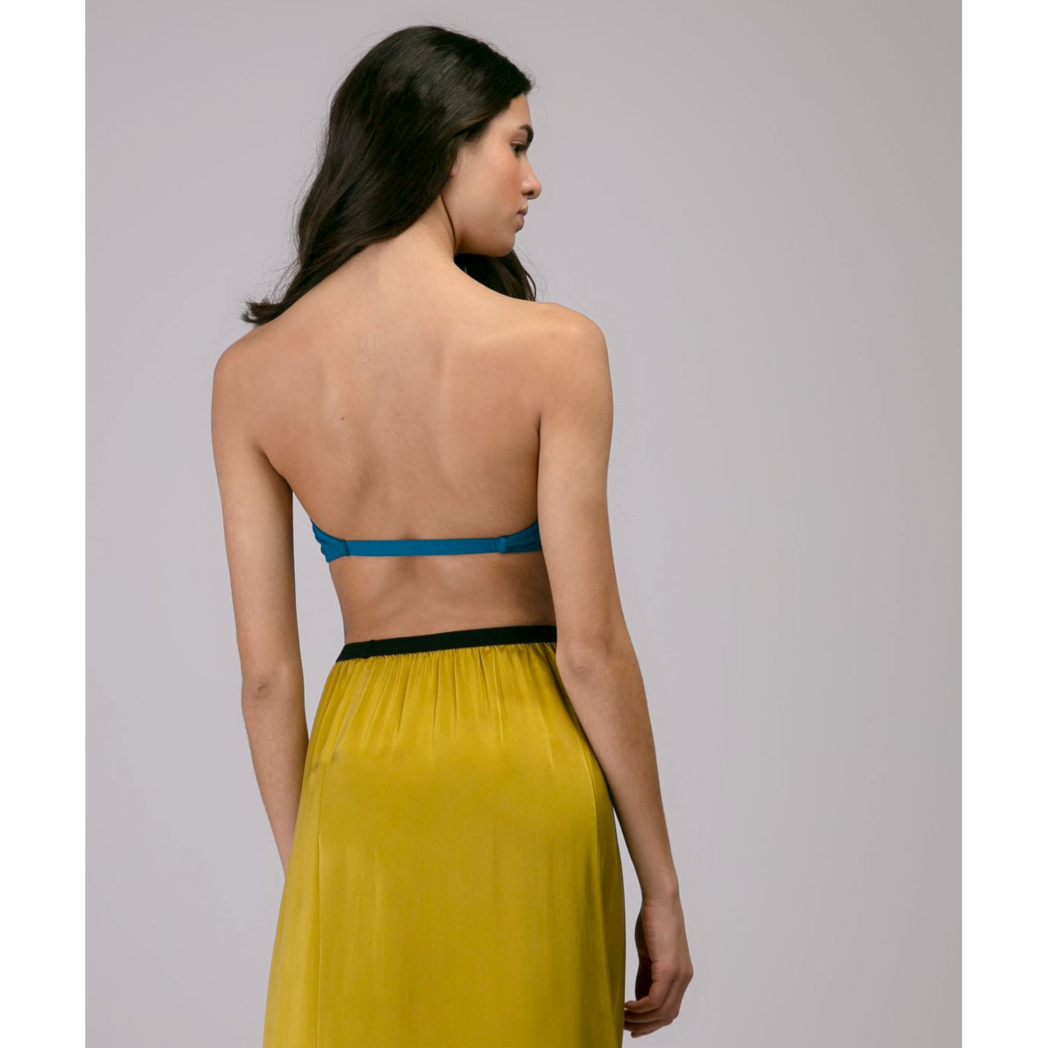 Karma Koma Bando Top Malibu