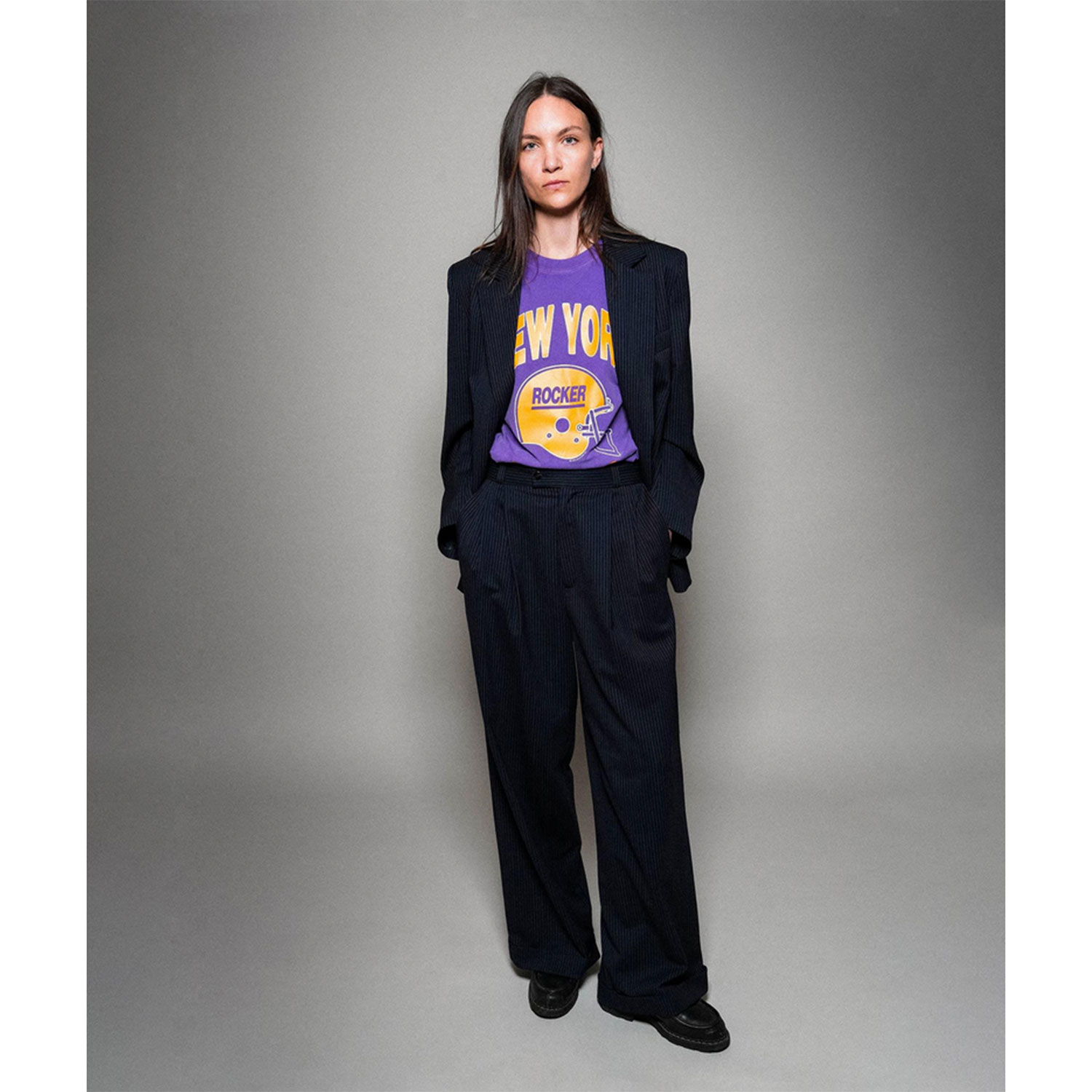 Newtone Biker Devils Newtone Shirt Violett Model vorne