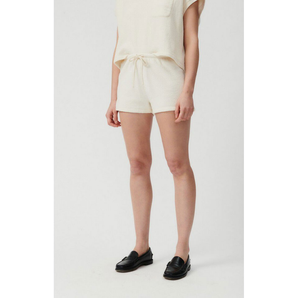 American Vintage Bobypark American Vintage Shorts Ecru Model vorne