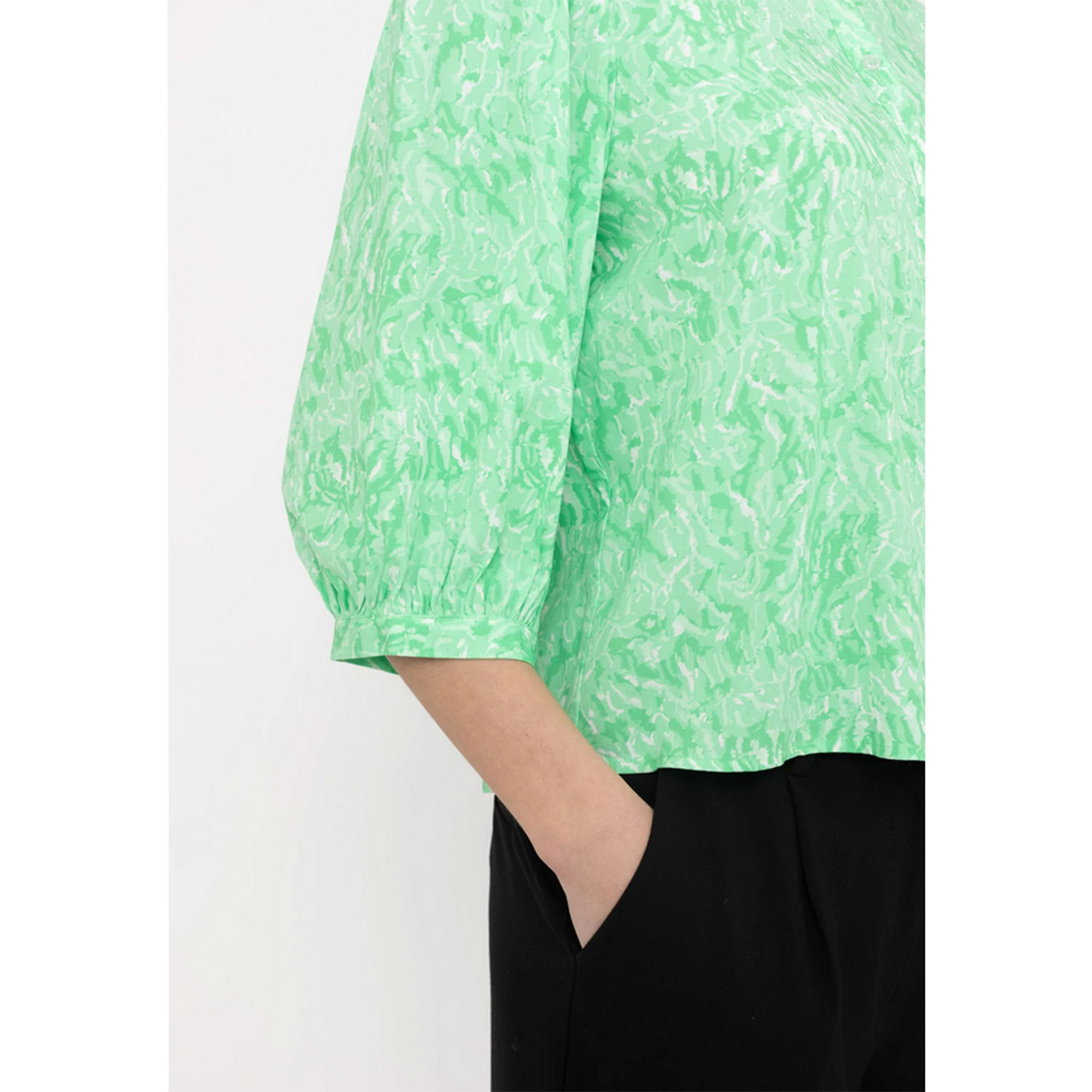 Soft Rebels Briella Elma Bluse Graphic Animal Spring Bouquet Print