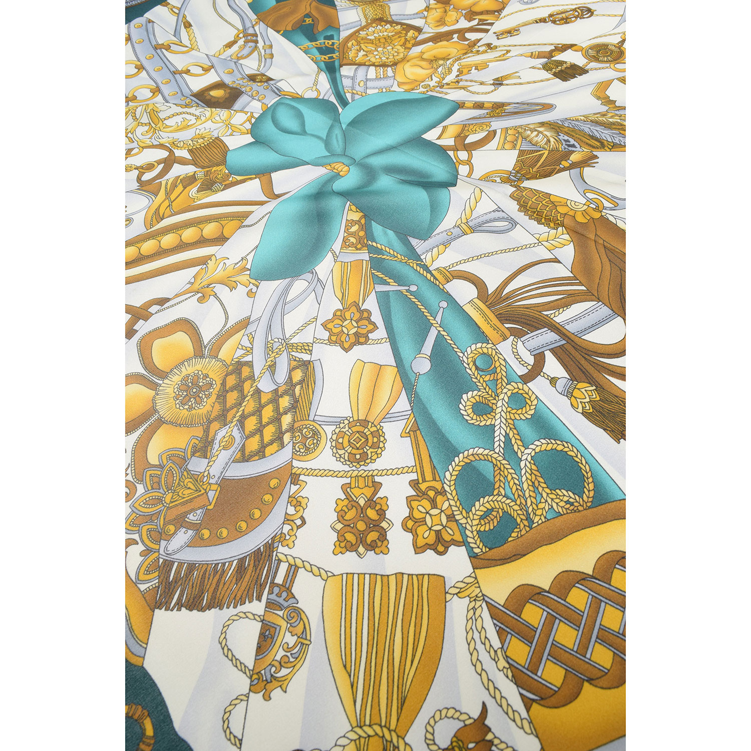 La Garçonne Accessoires Caurel Seidenfoulard mit mehrfarbigem Druck von La Garçonne Accessoires Detail