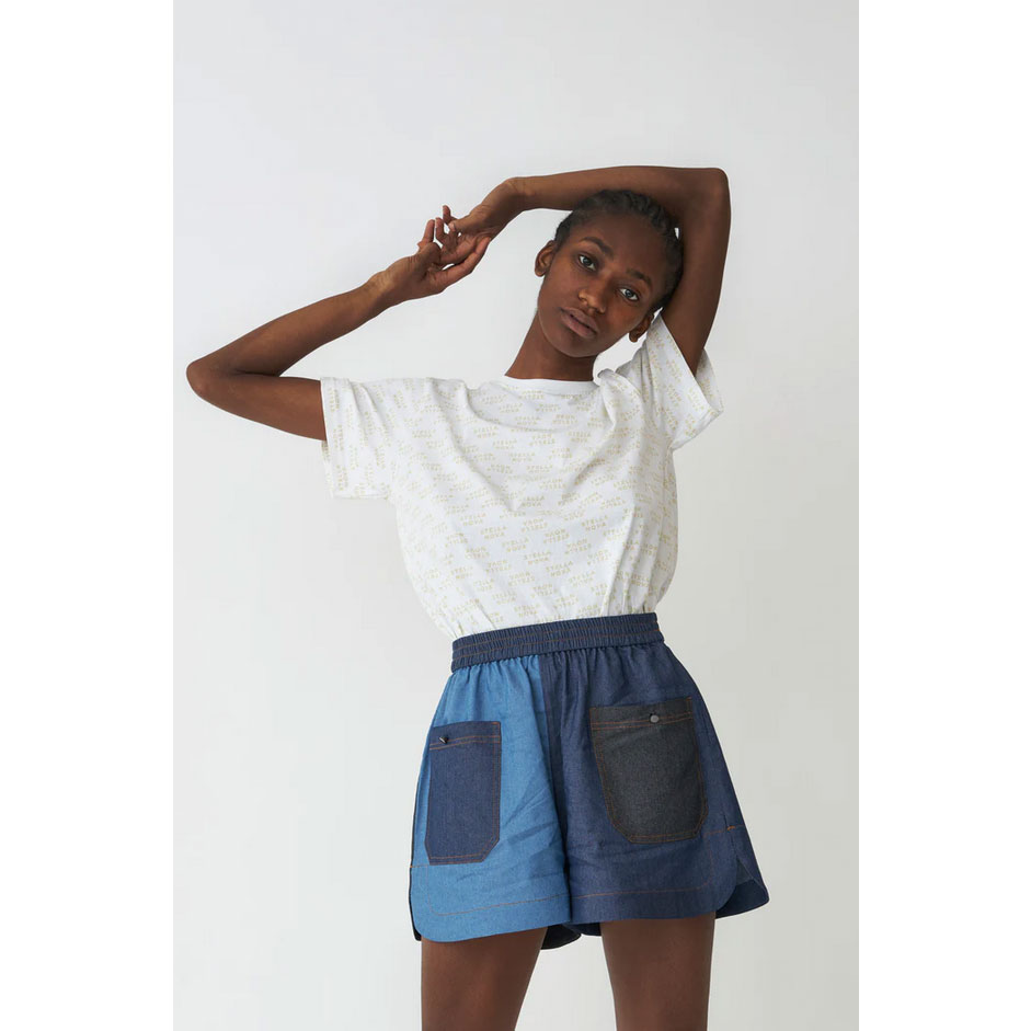 Stella Nova Clover Stella Nove Shorts blau Model vorne