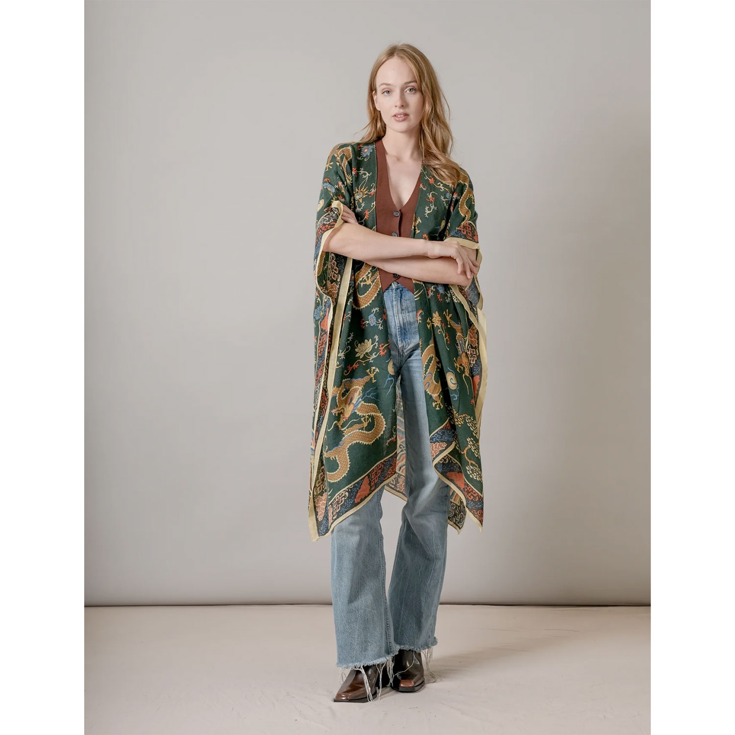 One Hundred Stars Dragon Throwover Wool Green