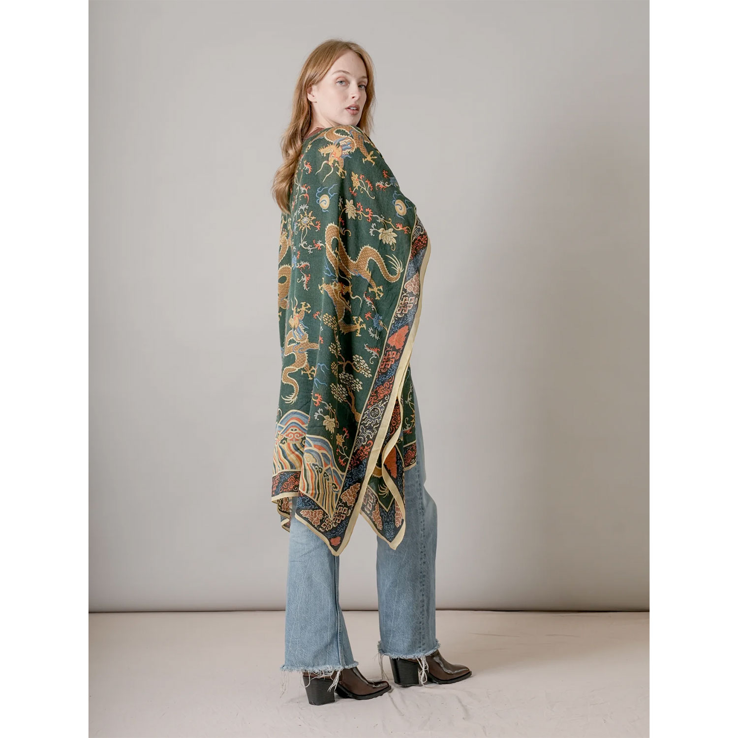 One Hundred Stars Dragon Throwover Wool Green