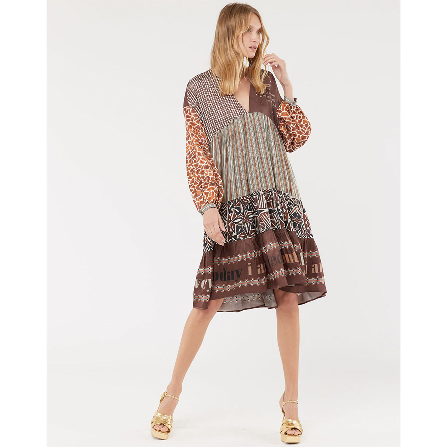 Me369 Eden Me369 Kleid Braun Model Vorne