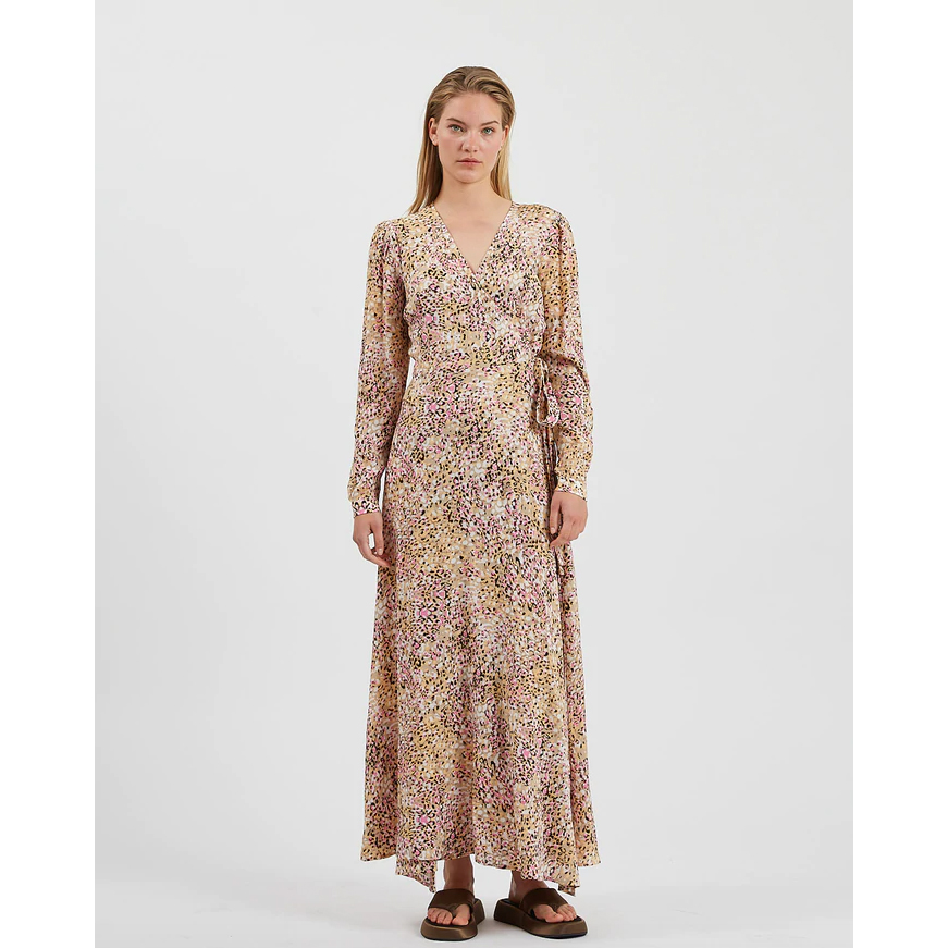 Minimum Elastica Minimum Kleid print Model vorne