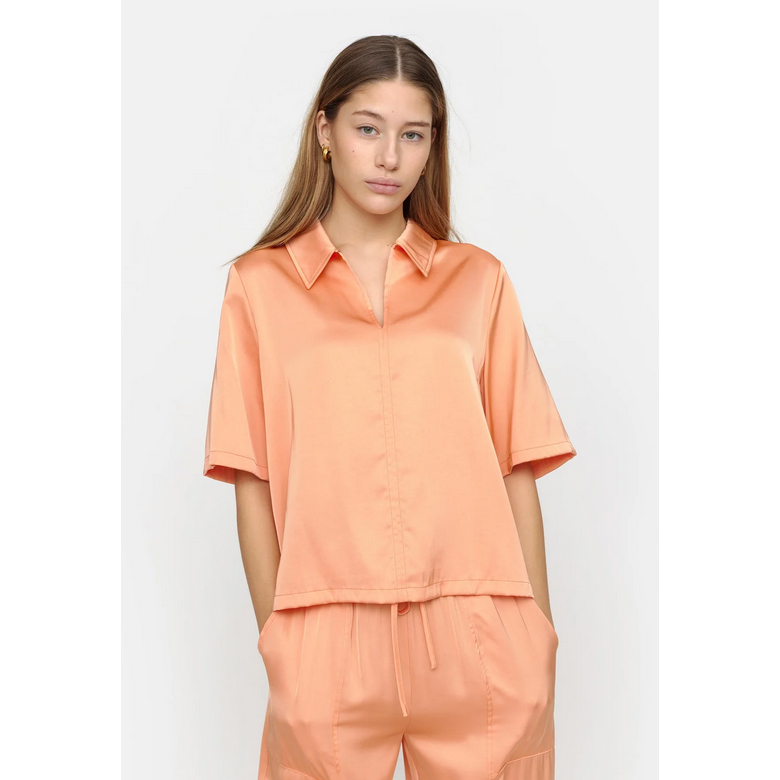 Soft Rebels Mallow Soft Rebels Bluse Coral Model Vorne