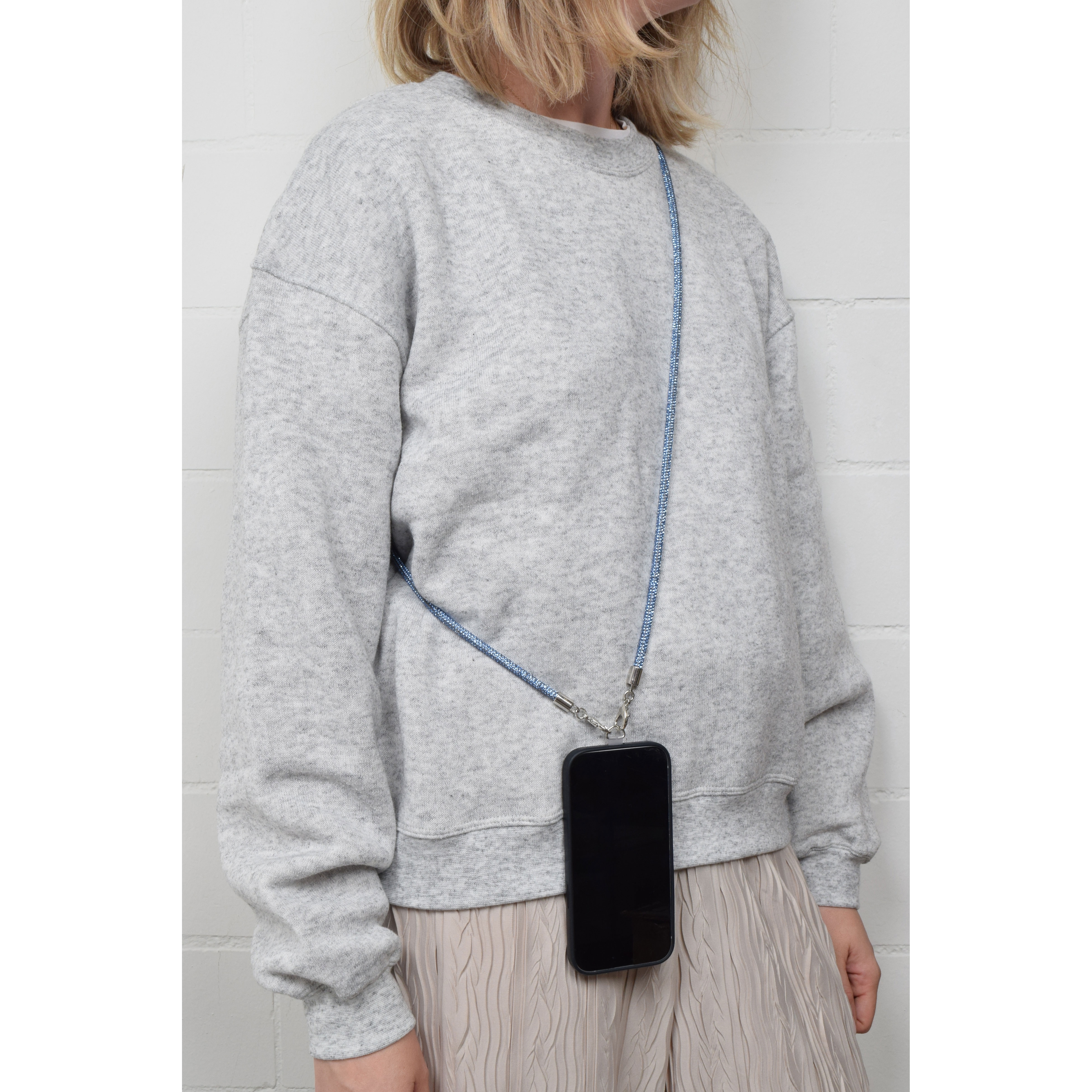 La Garçonne Accessoires Glitzer Handykette Sky Blue