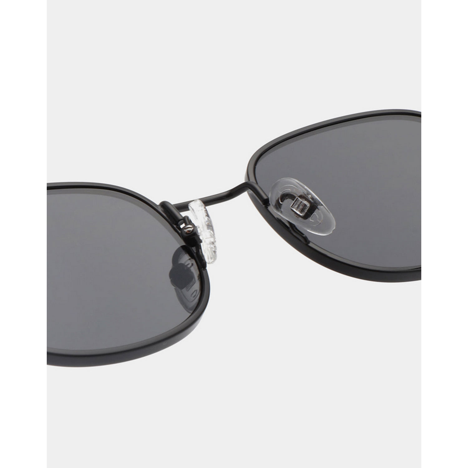 A.Kjaerbede Hello Sonnenbrille in Schwarz von A.Kjaerbede Detail