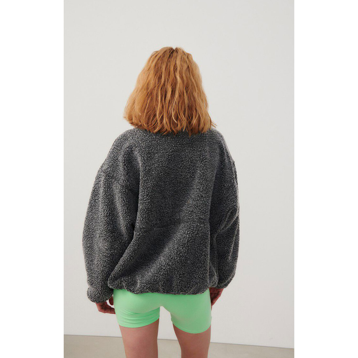 American Vintage Hoktown American Vintage Fleecejacke Dunkelgrau meliert Model hinten