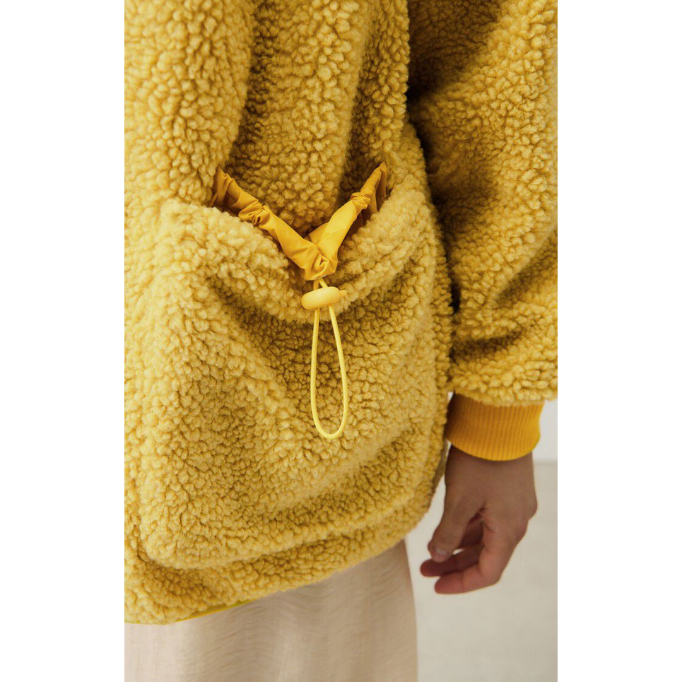 American Vintage Hoktown American Vintage Jacke Gelb meliert Model Detail