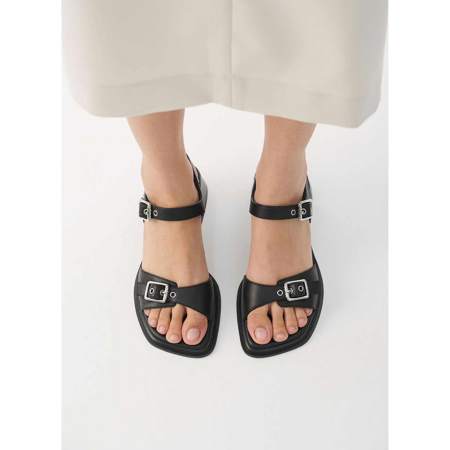 Vagabond Ines Absatzsandale Black