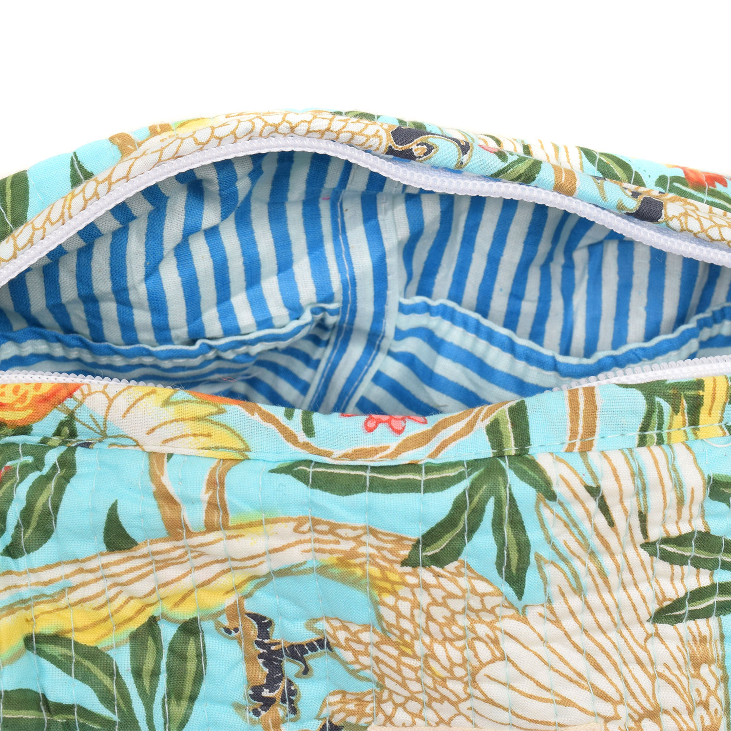 Le Trésor Du Monde Kakadu Large Necessaire Hellblau