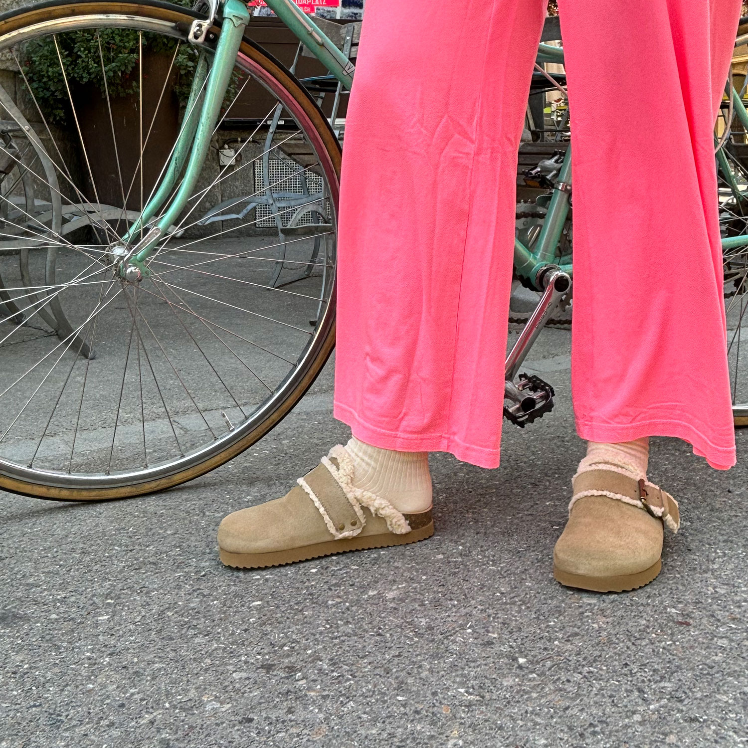 La Garçonne Karo La Garçonne Mule Beige Detail