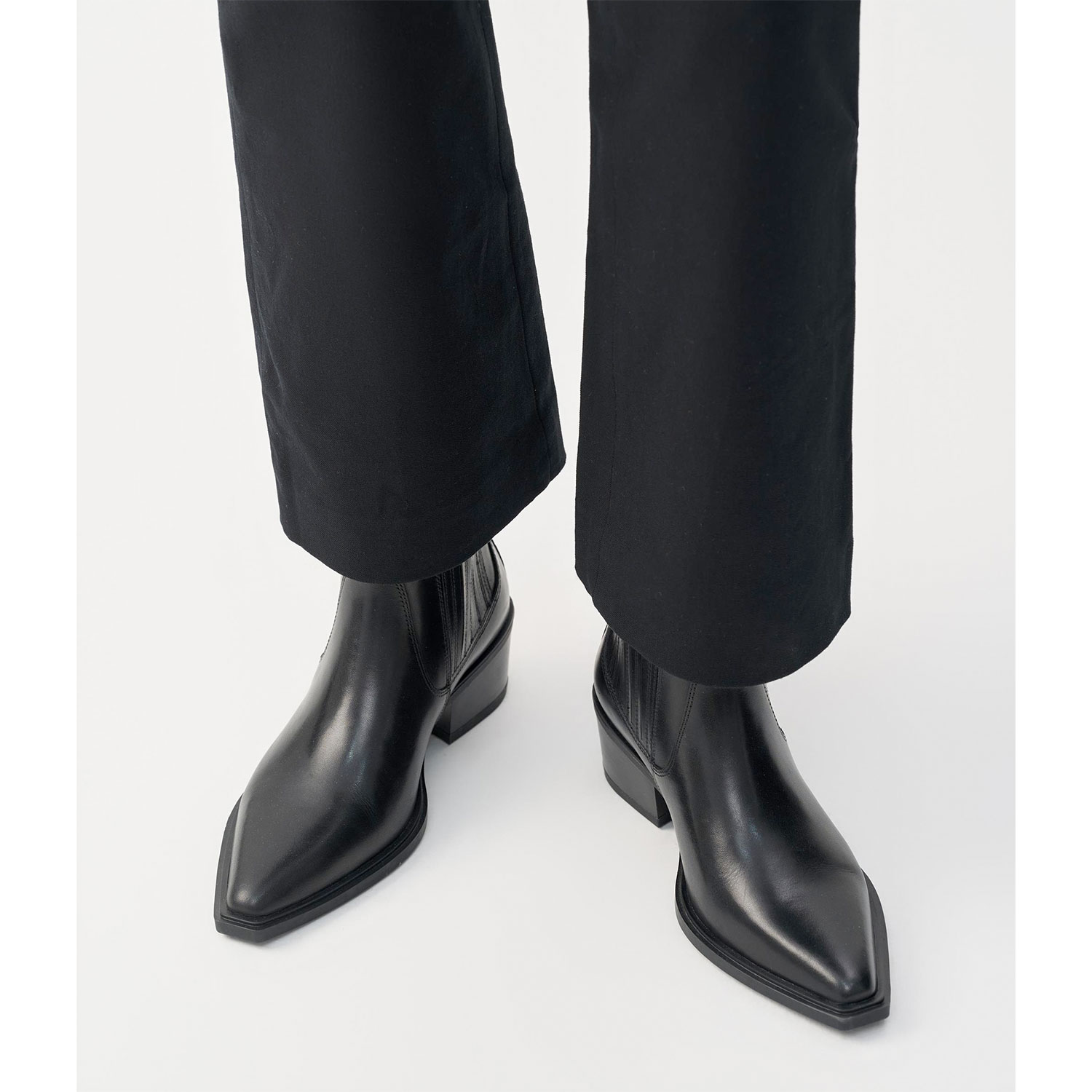 Vagabond Kelsey Cowboy Boot Black