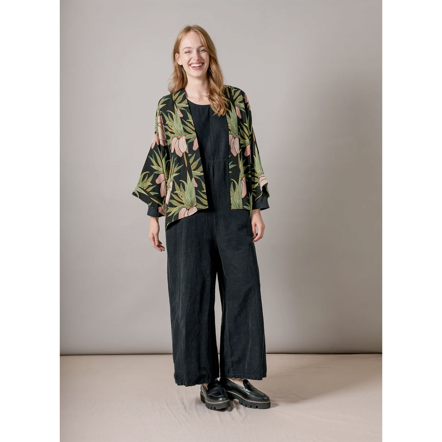 One Hundred Stars Deco Bud Crepe Kimono Black