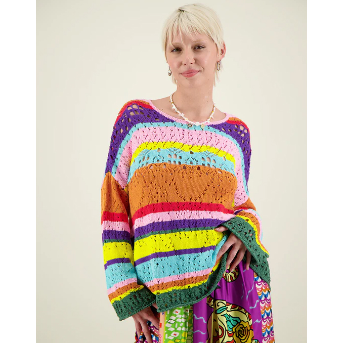 Me369 Kristina Me369 Pullover mehrfarbig gestreift Model vorne