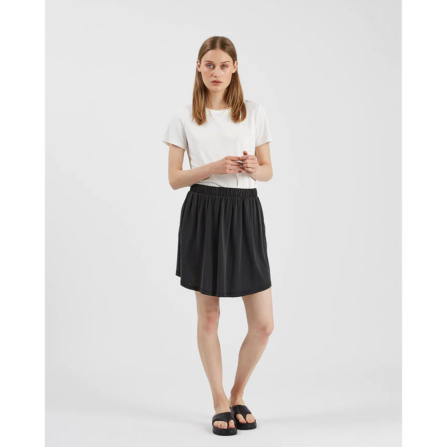 Minimum Liff Minimum Jupe schwarz Model vorne