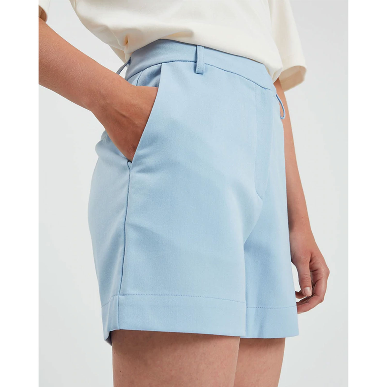 Minimum Liljana Minimum Shorts hellblau Detail