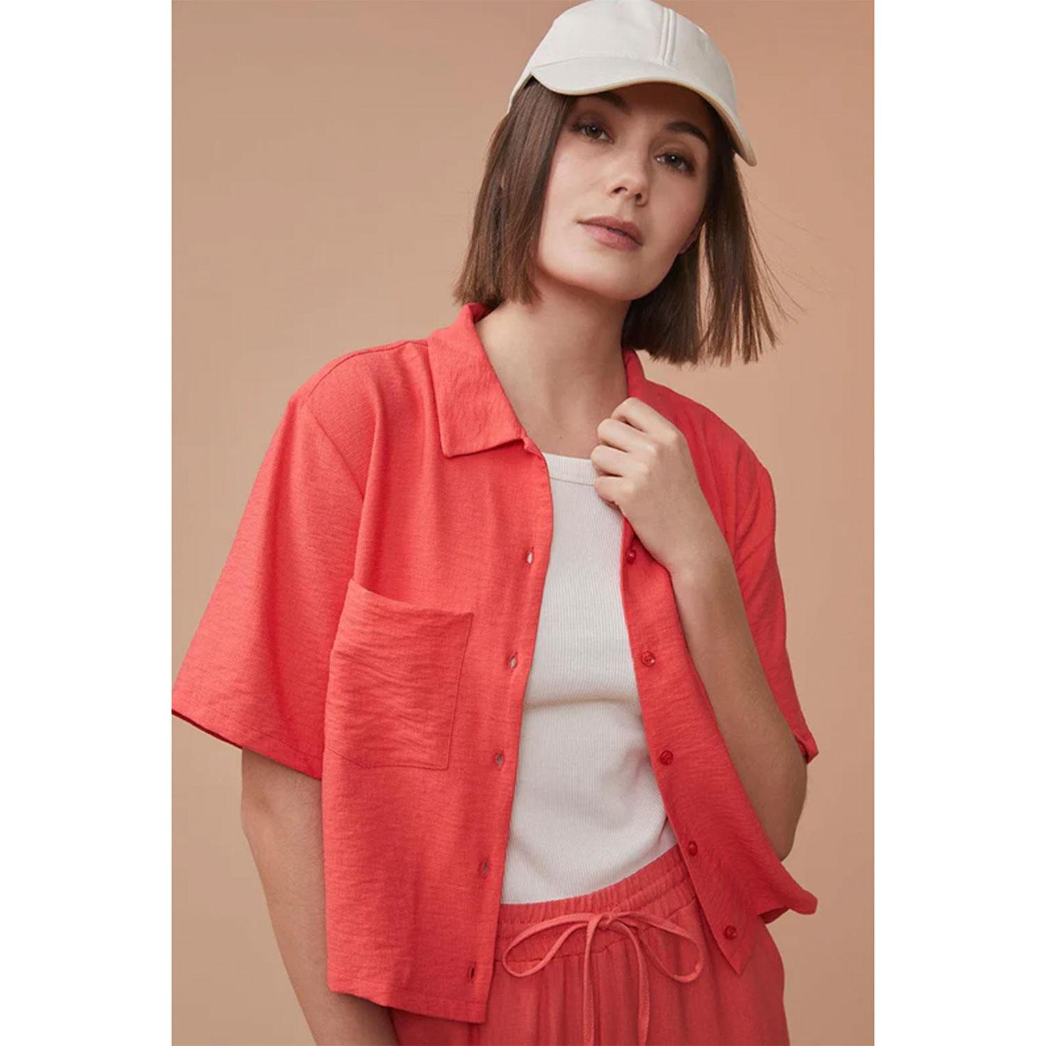 Harris Wilson Live Harris Wilson Hemdbluse rot Model vorne