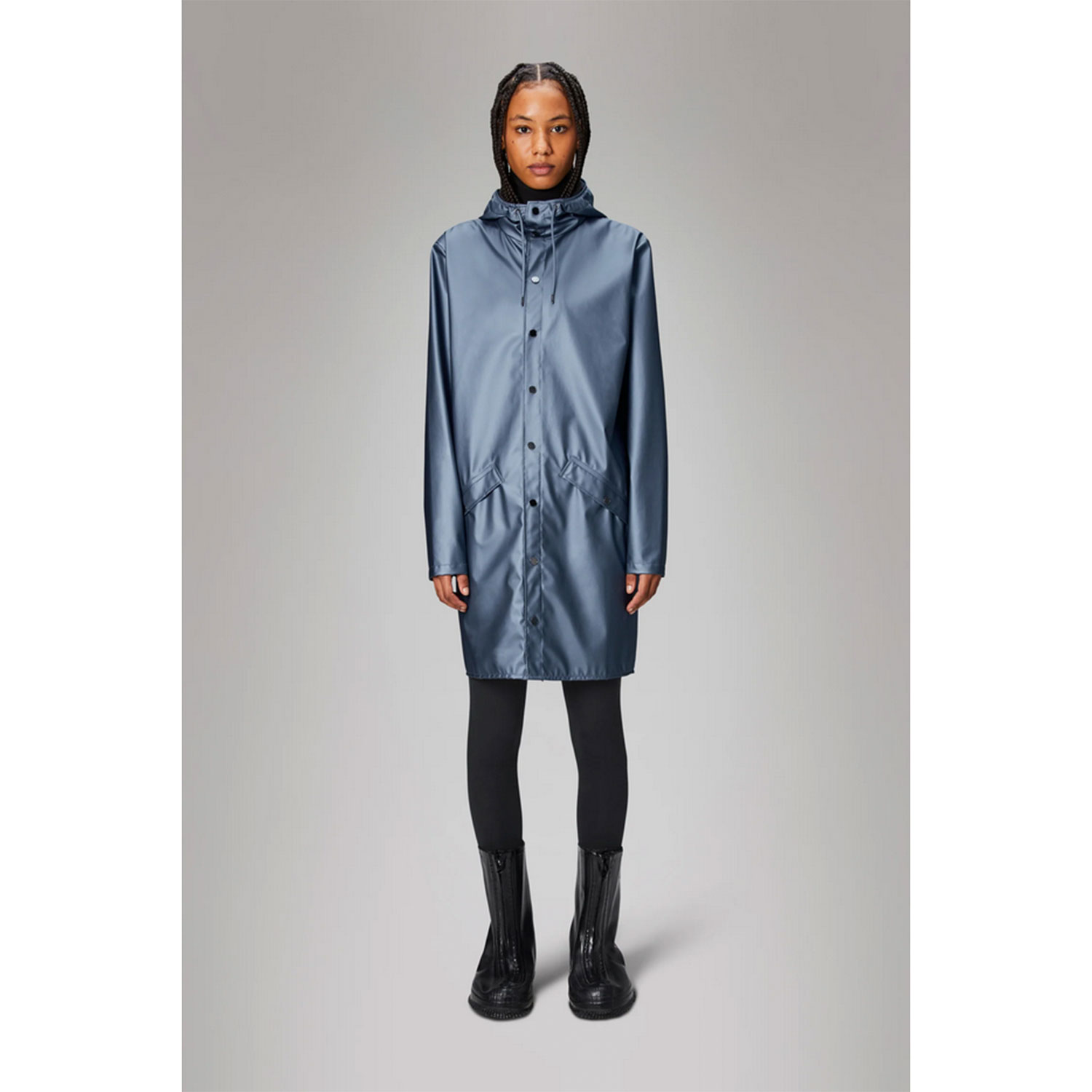 Rains Long Jacket RAINS Regenjacke Dunkelblau Model vorne