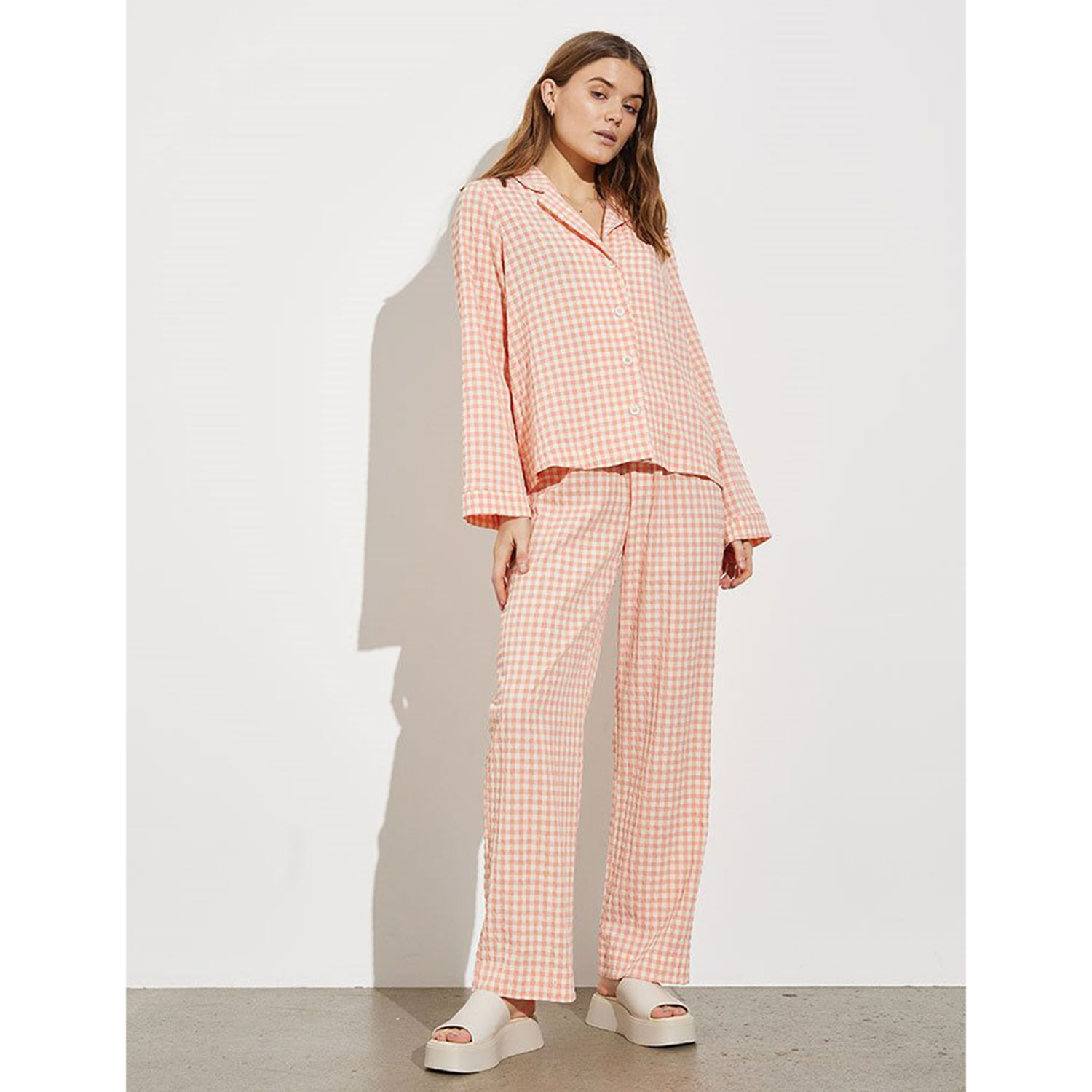 mbyM Cushy Hose Sugar Pink