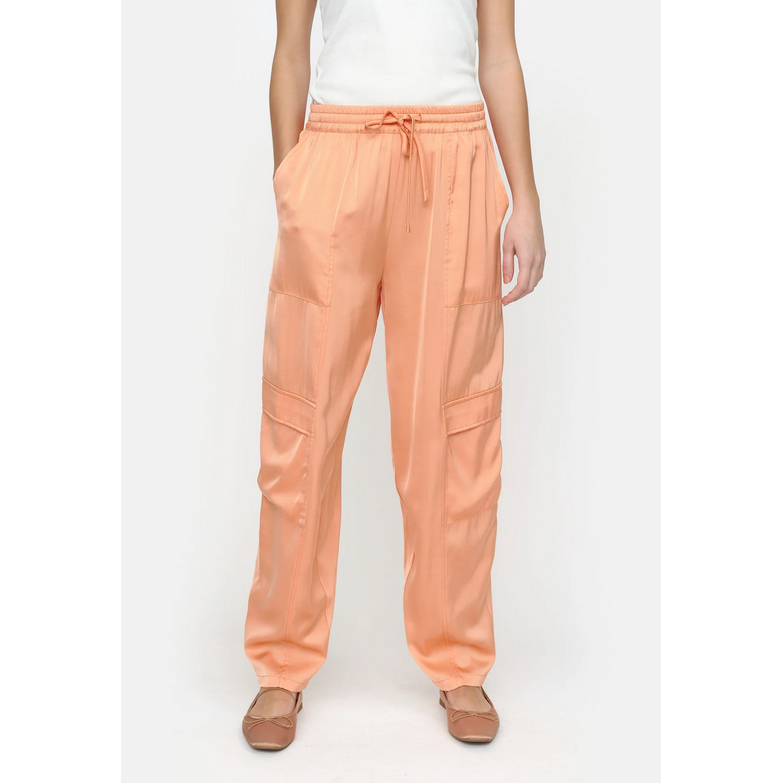 Soft Rebels Mallow Soft Rebels Hose Coral Model vorne