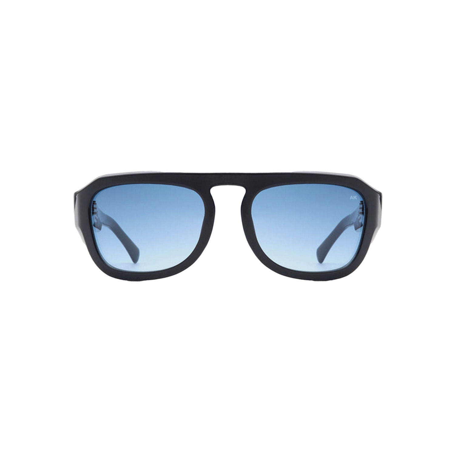 A.Kjaerbede Max Sonnenbrille in Schwarz mit blauen Gläser von A.Kjaerbede vorne