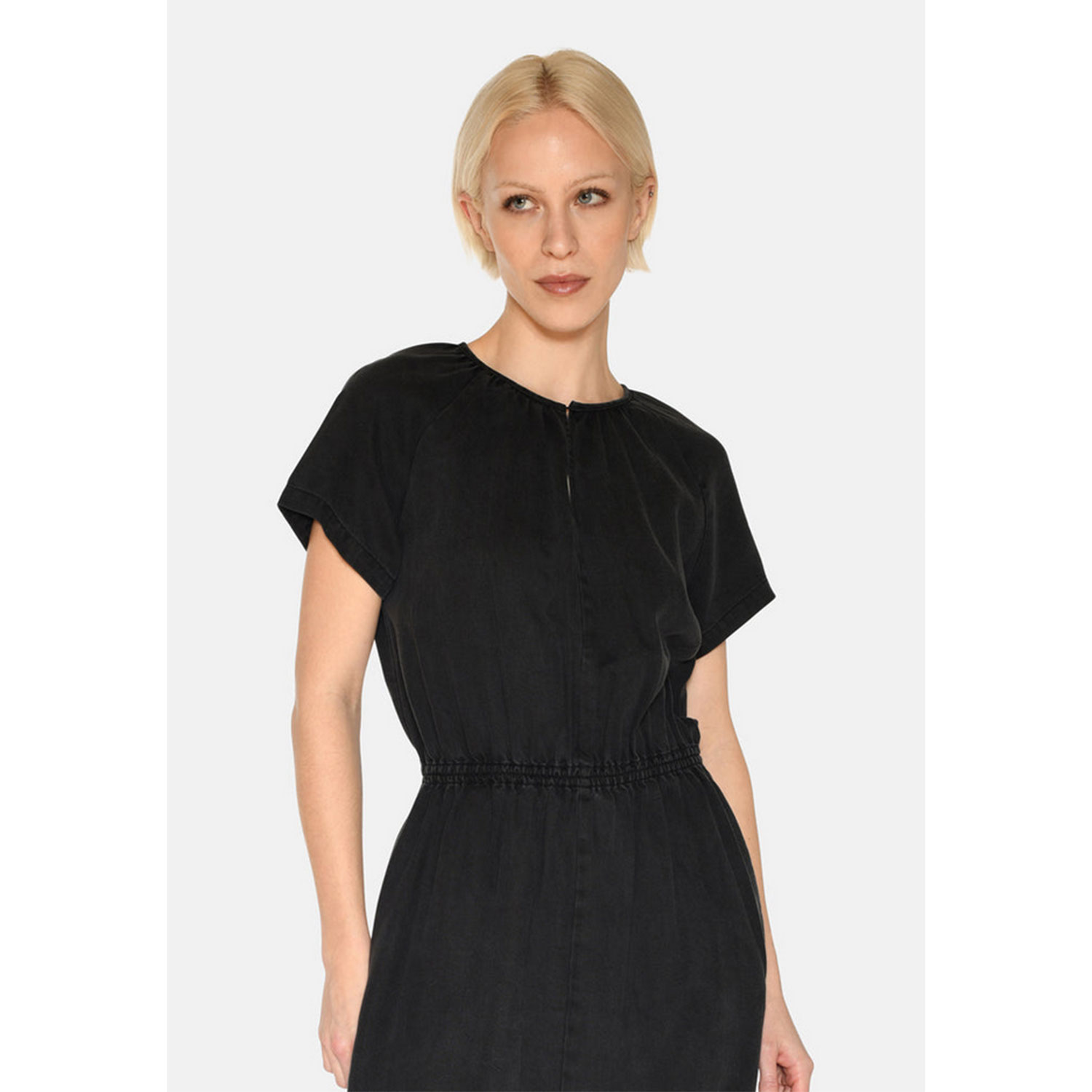 Minimum Mila Kleid Black