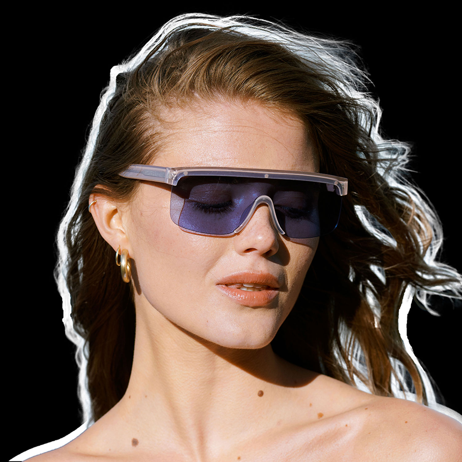 A.Kjaerbede Move 1 A.Kjaerbede Sonnenbrille Light Grey Model vorne