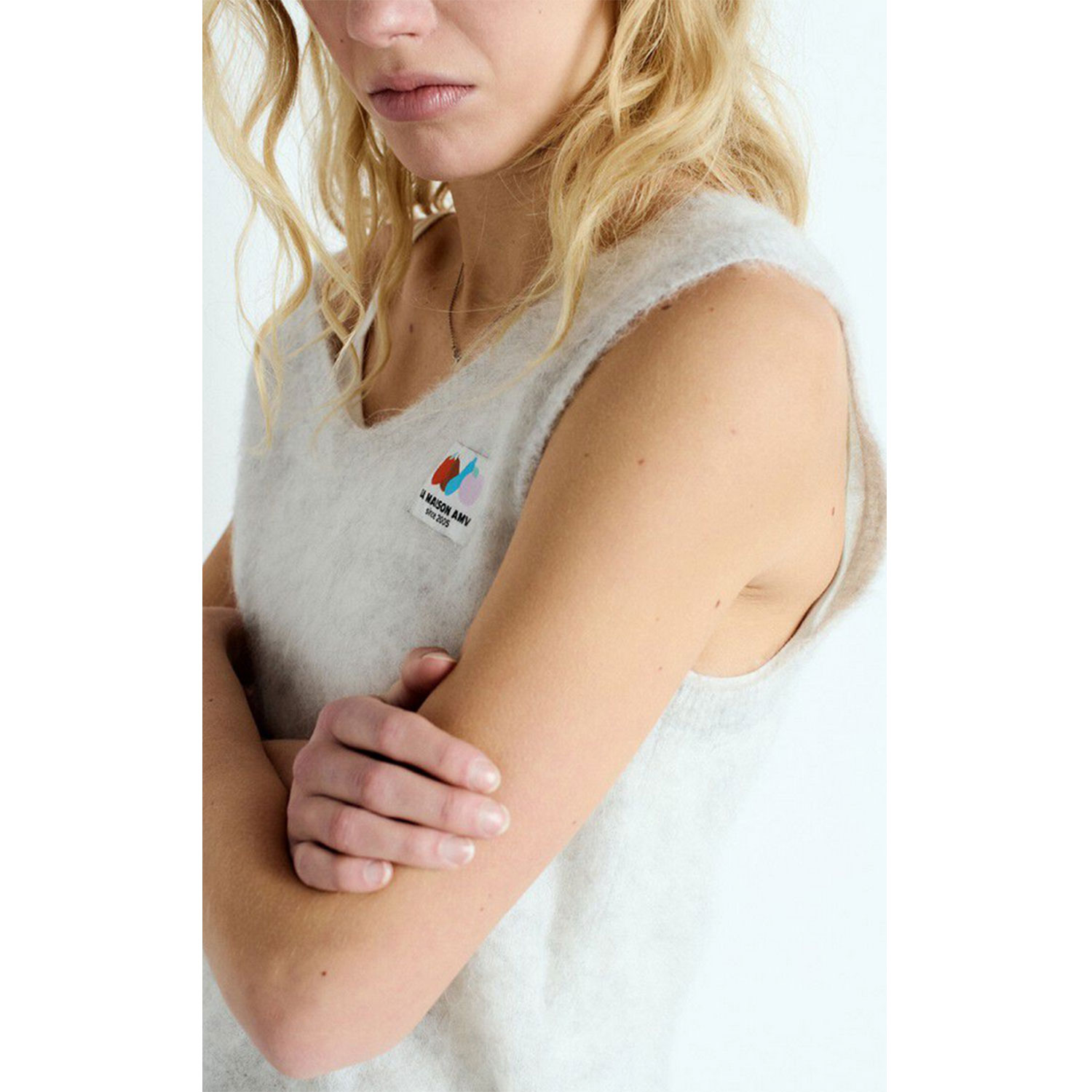 American Vintage Nenybay Weste in Grau von American Vintage Model Detail