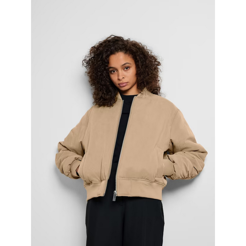 Selected Femme Netra Selected Femme Bomberjacke Graubeige Model Vorne