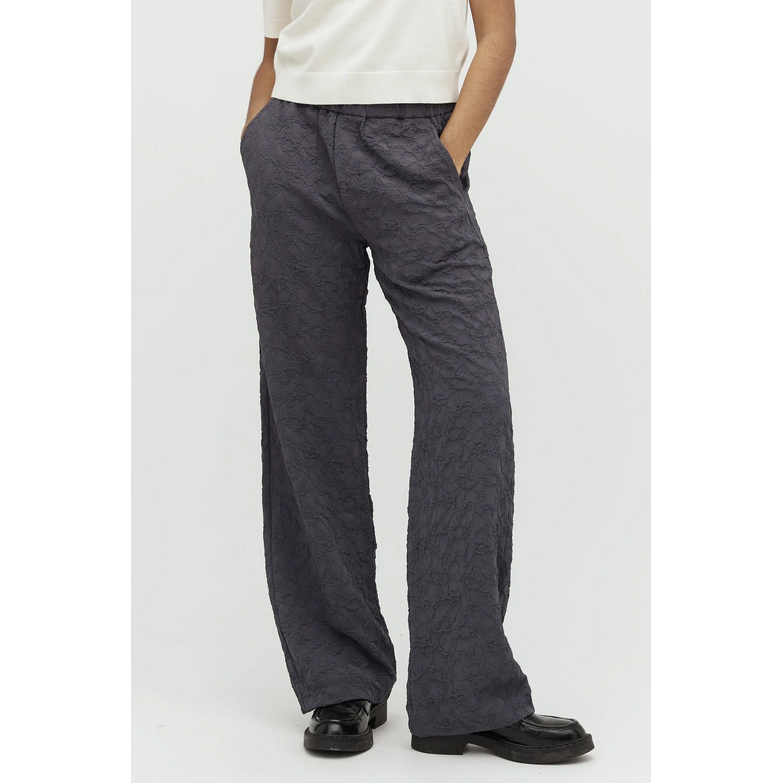 mbyM Philipa-M Mbym Hose Grau Model vorne