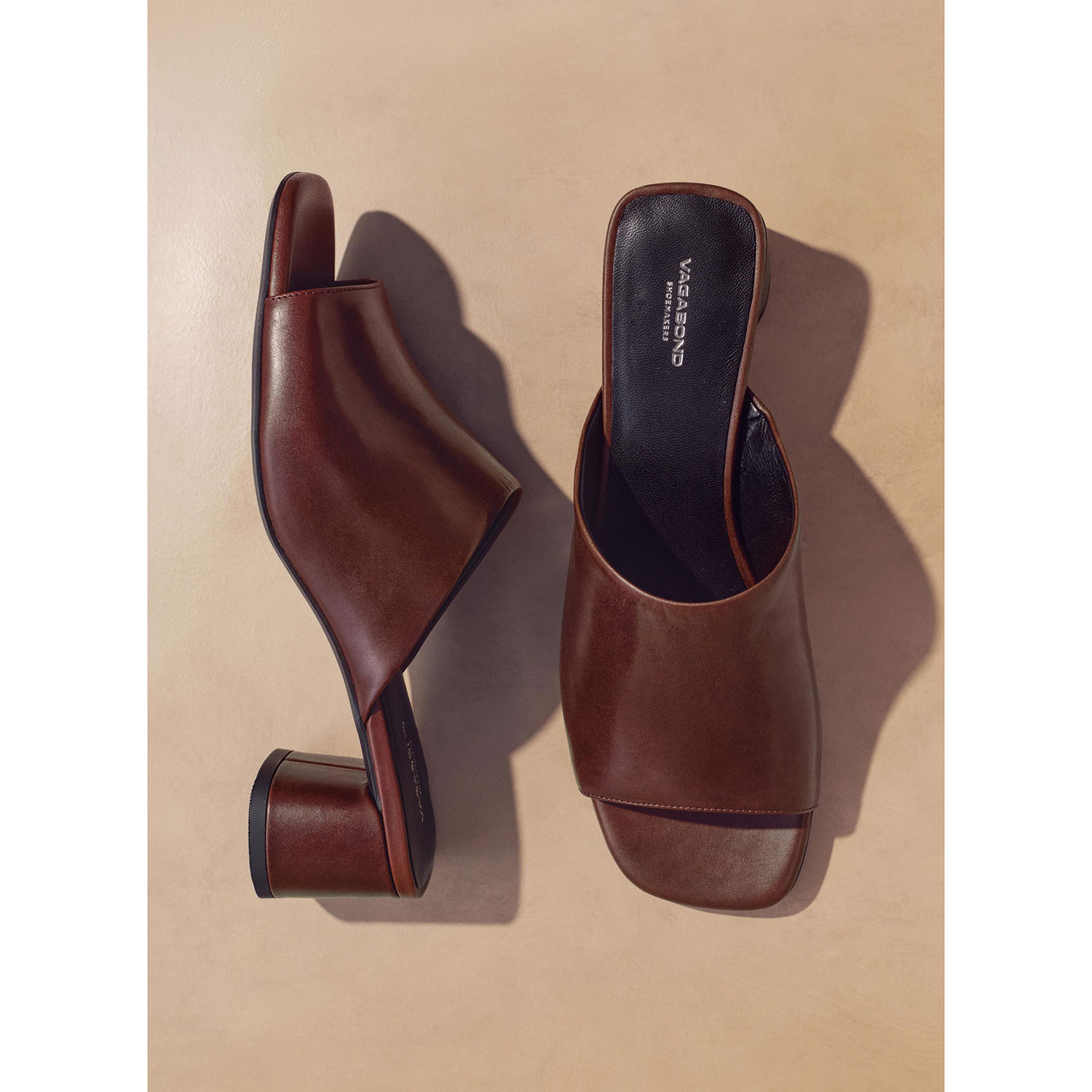 Vagabond Piper Mules Cherry