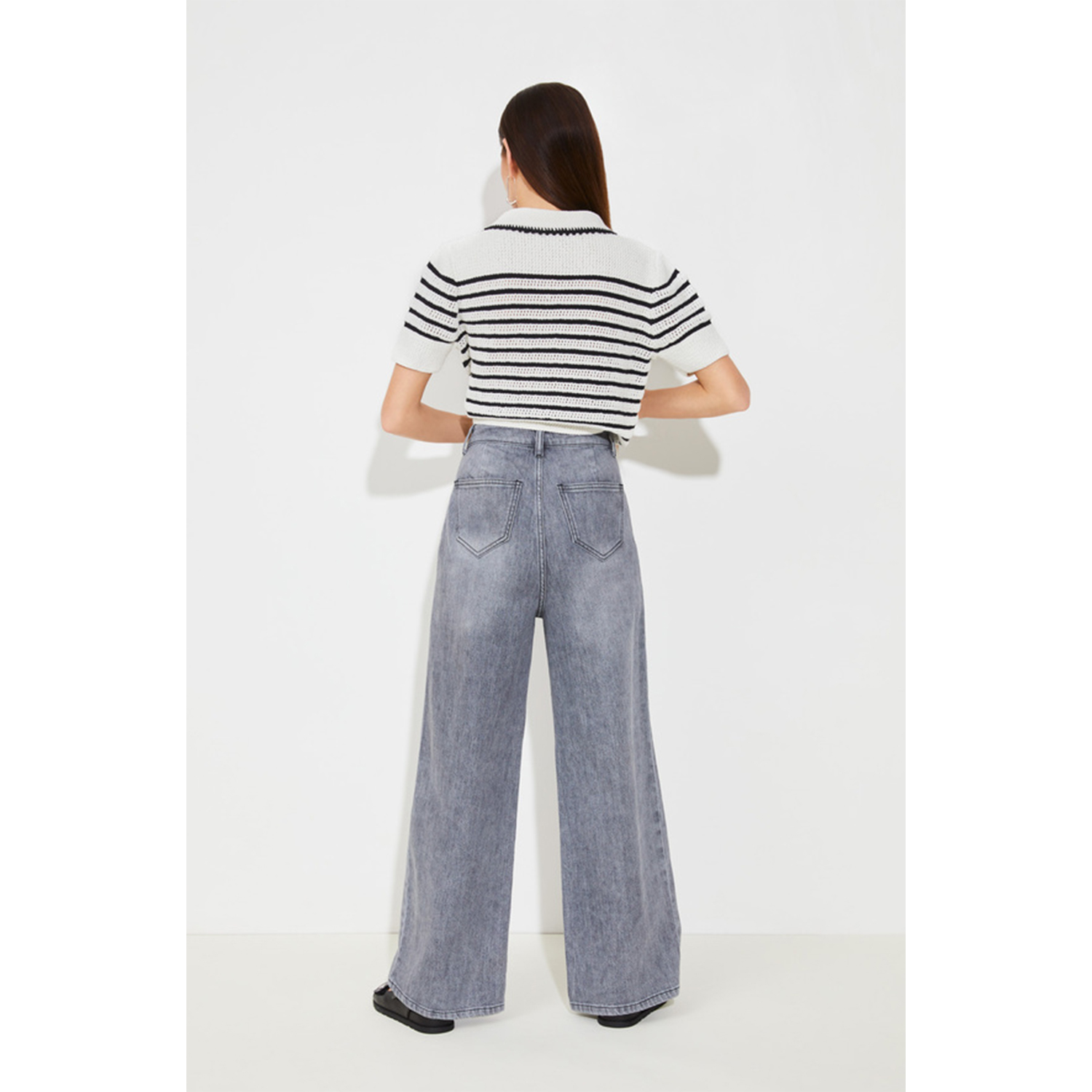 Suncoo Rasta Jeans in Grau von Suncoo Model hinten