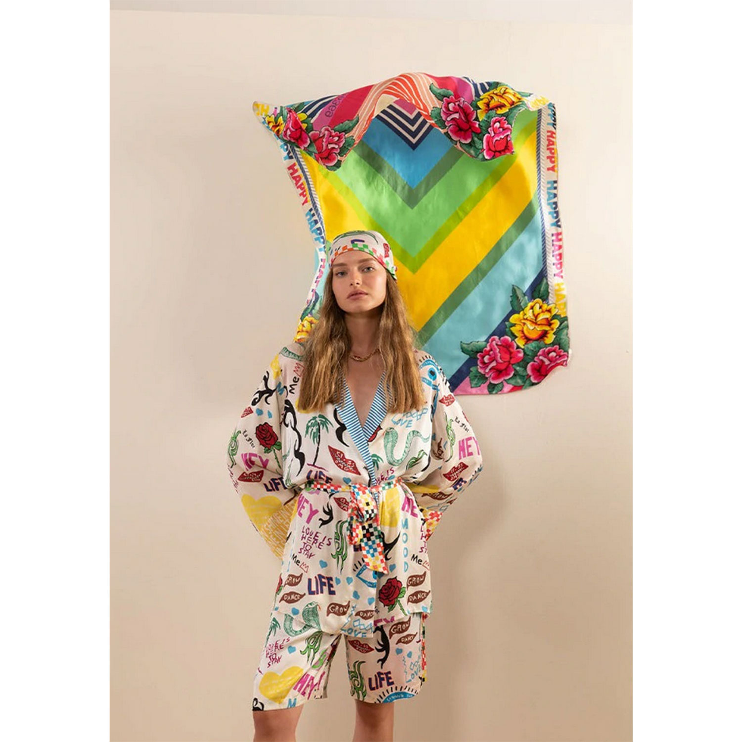 Me369 River Me369 Schal print Model vorne