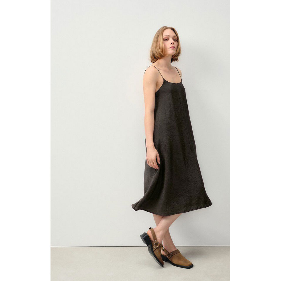 American Vintage Scarow American Vintage Kleid Schwarz Modle vorne