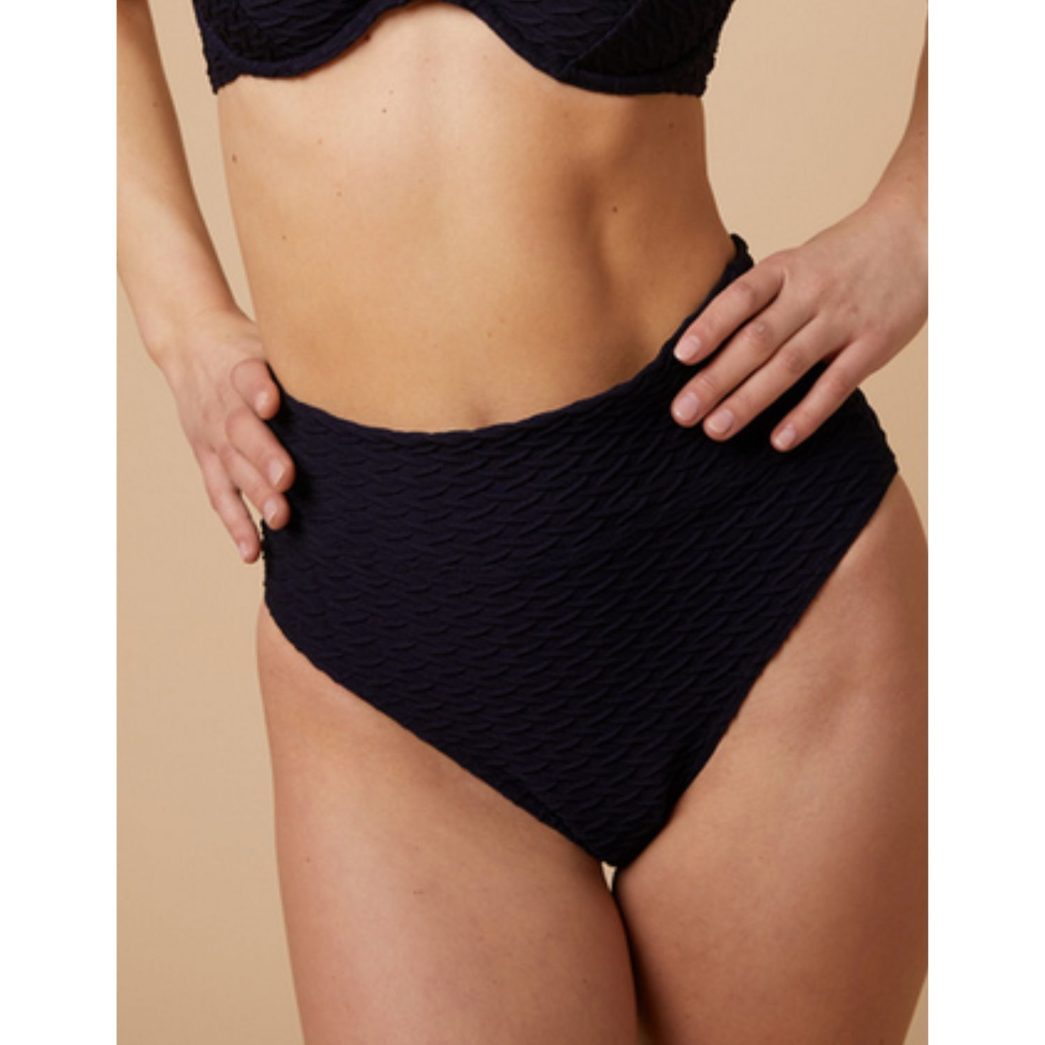 Paula seaweed wave concorde dunkelblau bikini hosen von paula beachwear vorne