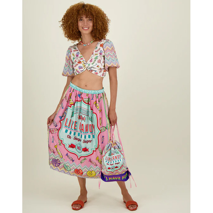 Me369 Sienna Me369 Top mit mehrfarbigem Druck Model vorne