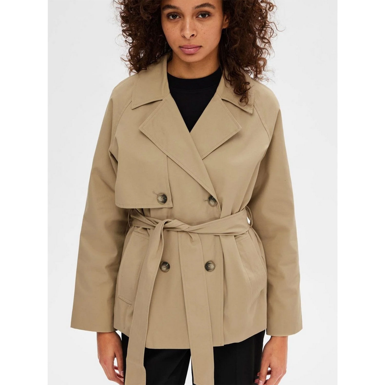 Selected Femme Belinda Selected Femme Jacke Beige Model vorne