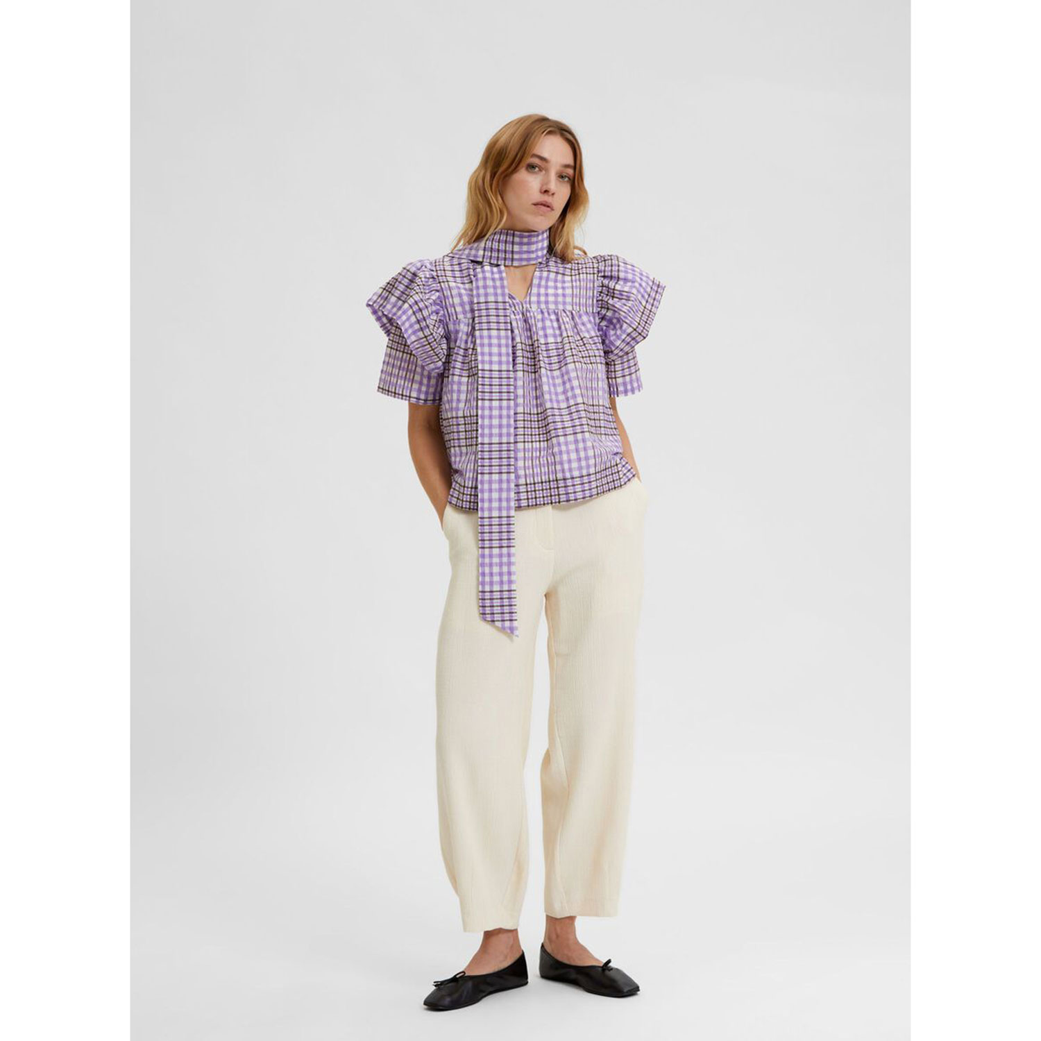 Selected Femme Brianne Selected Femme Hose beige Model vorne