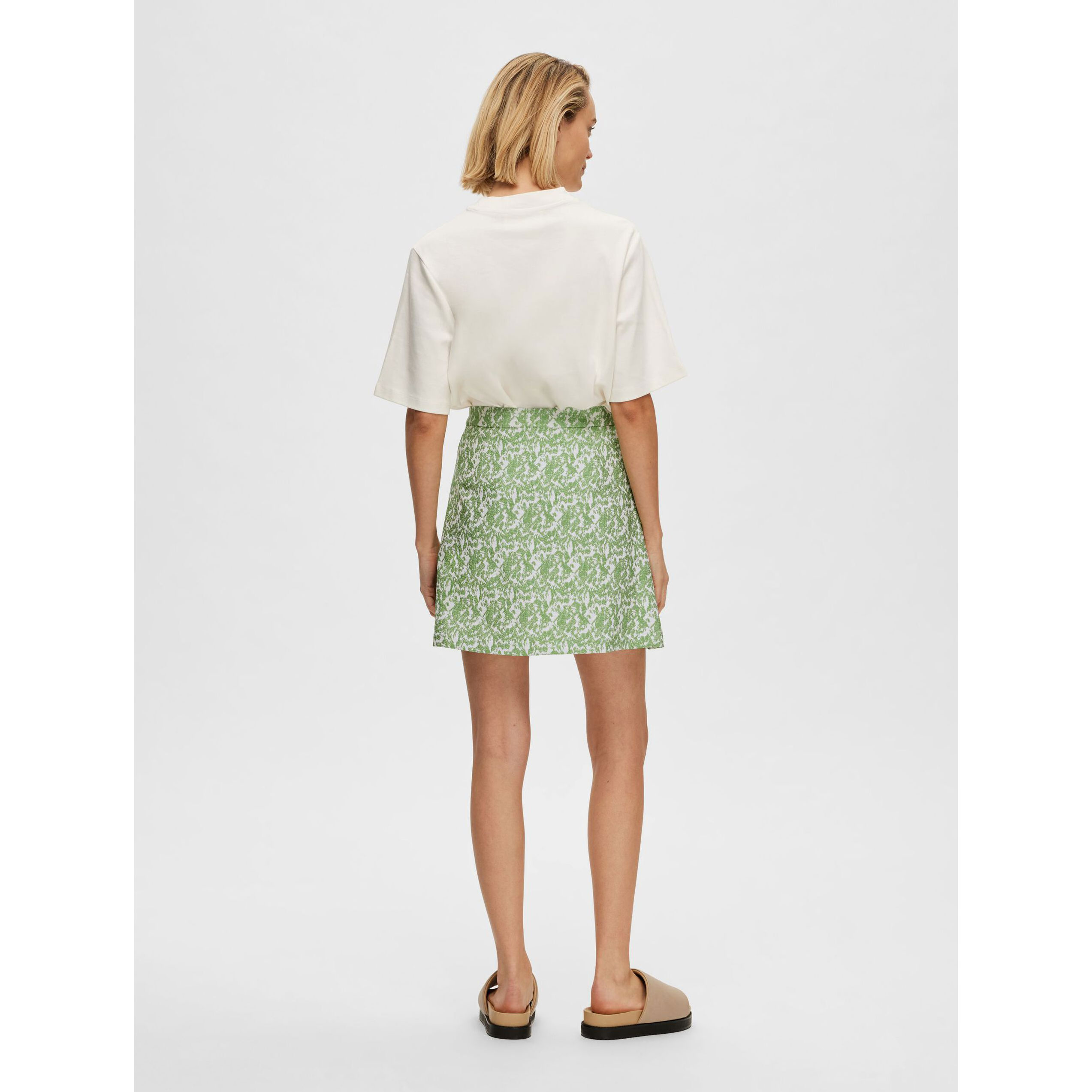 Selected Femme Elea Selected Femme Jupe Grün Model hinten