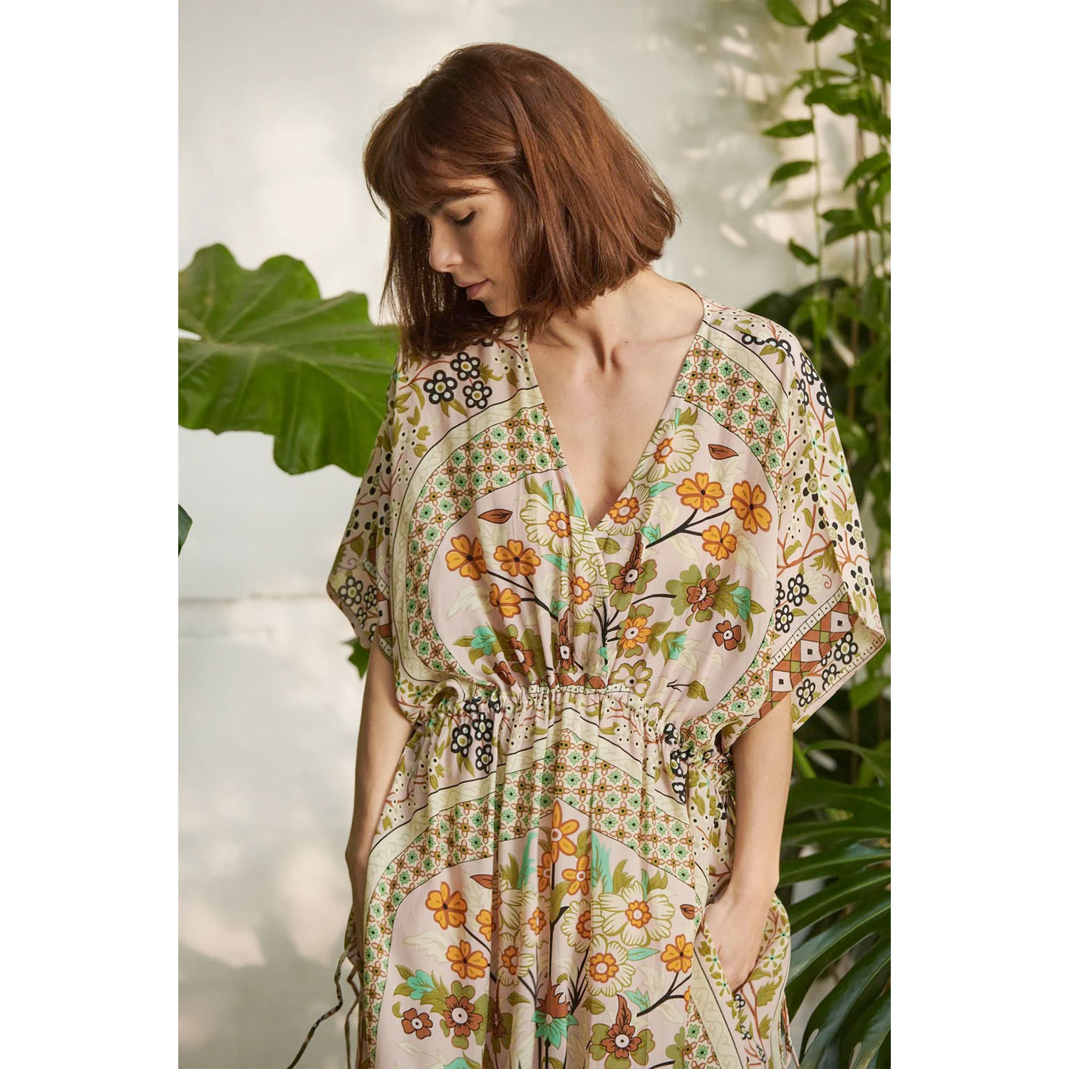 One Hundred Stars String Dress Flower Arch Sage