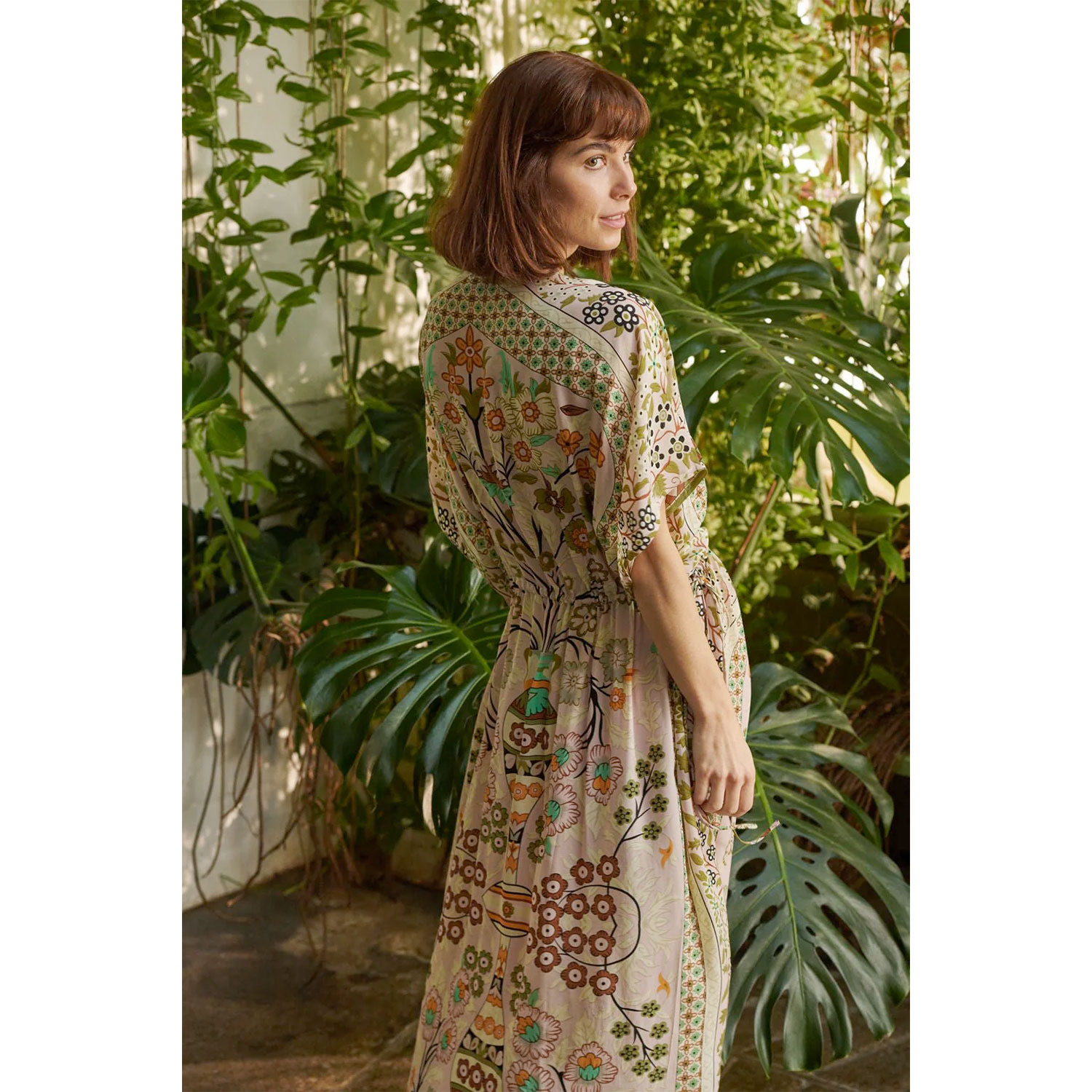 One Hundred Stars String Dress Flower Arch Sage