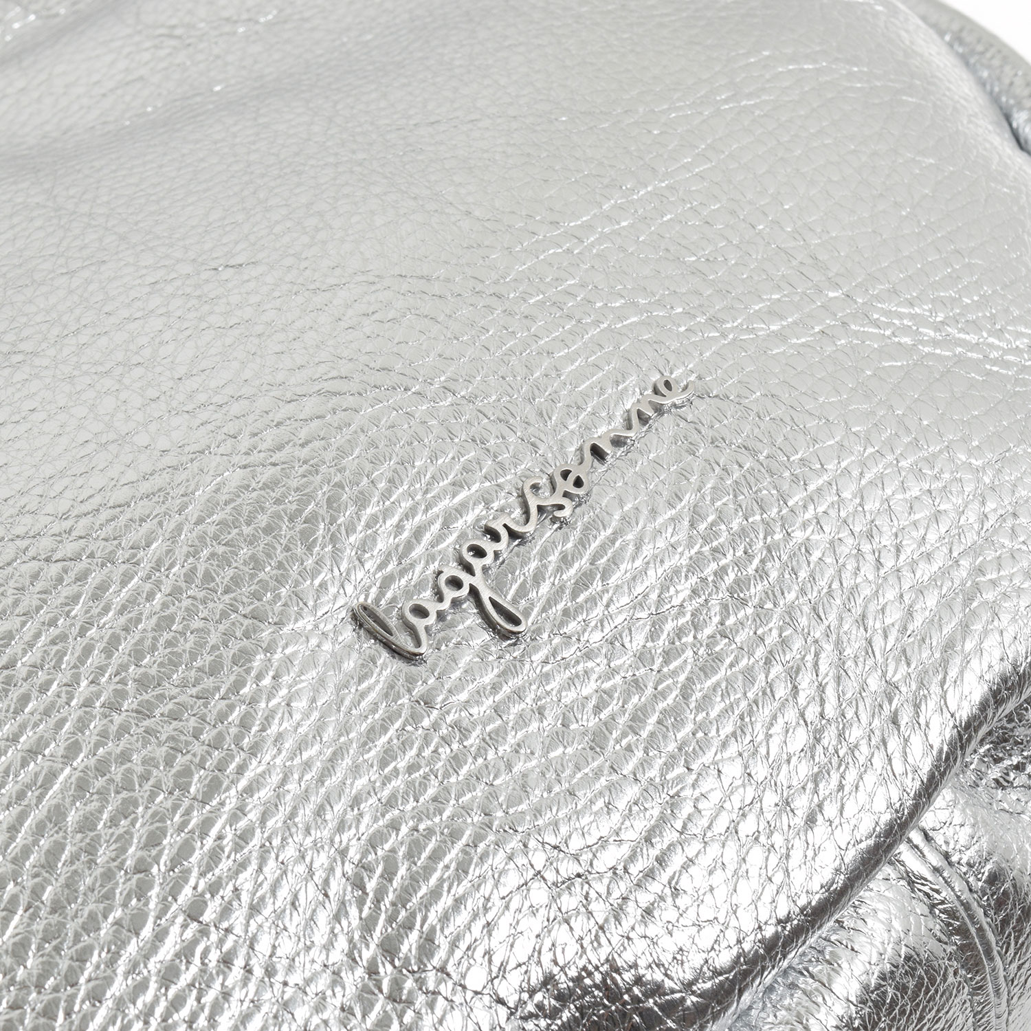 La Garçonne Accessoires Tamika Hobo Tasche in Silber aus echtem Leder von La Garçonne Accessoires Detail